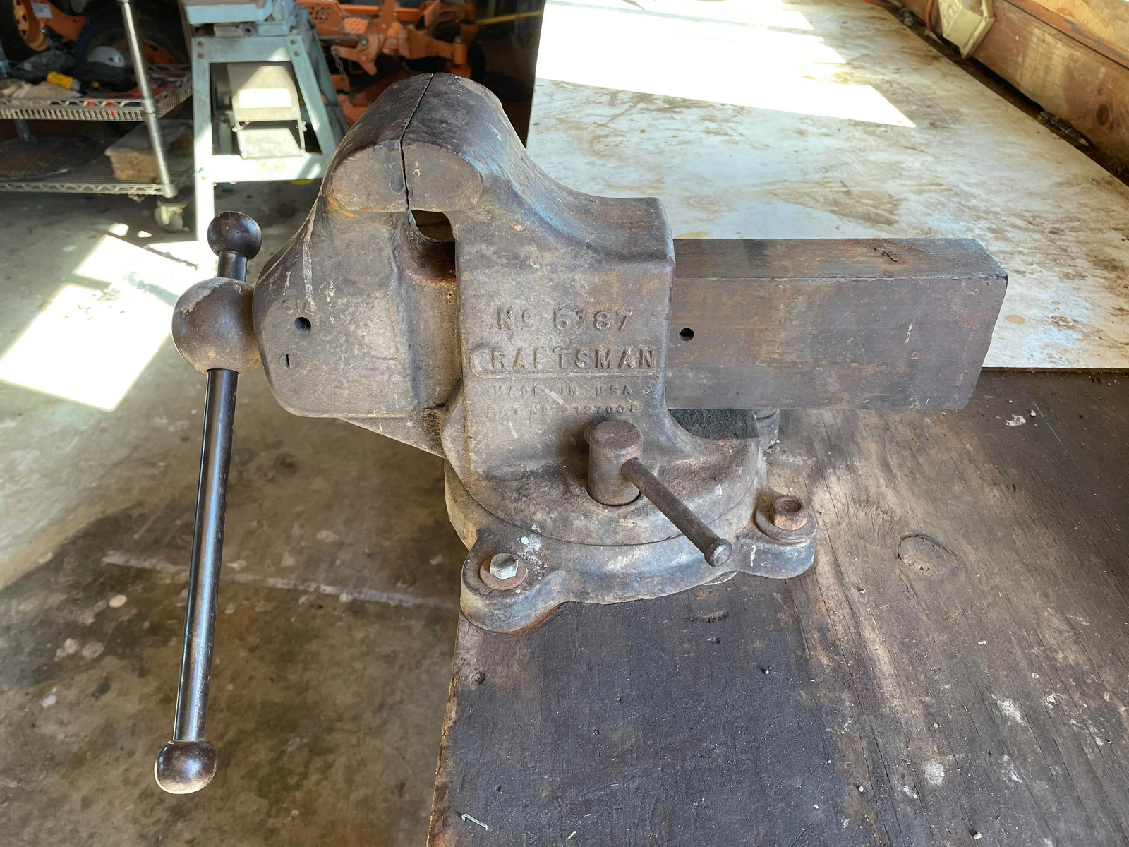 Large Craftsman Table Vise No. 5187 Made In U.S.A.: Large Craftsman Table Vise No. 5187 Made In U.S.A.