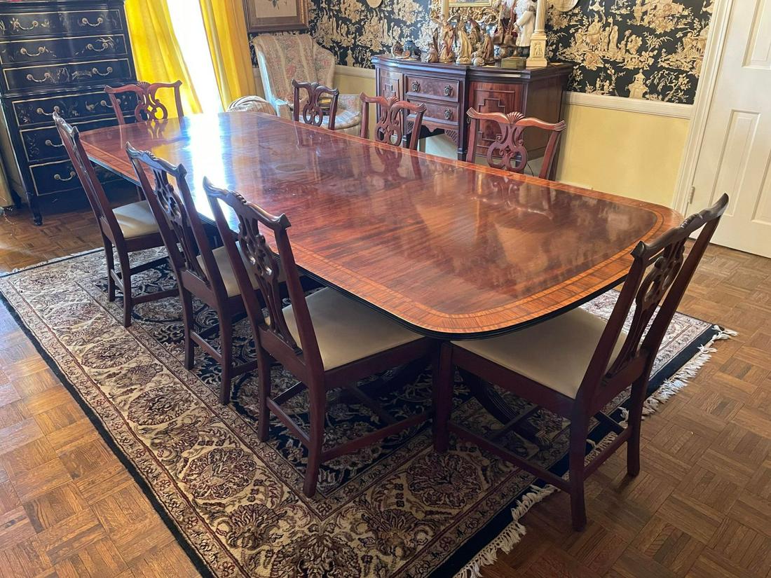 Duncan Phyfe Banded Edge Mahogany Dining Table w/ 8 Chairs: Duncan Phyfe Banded Edge Mahogany Dining Table w/ 8 Chairs
