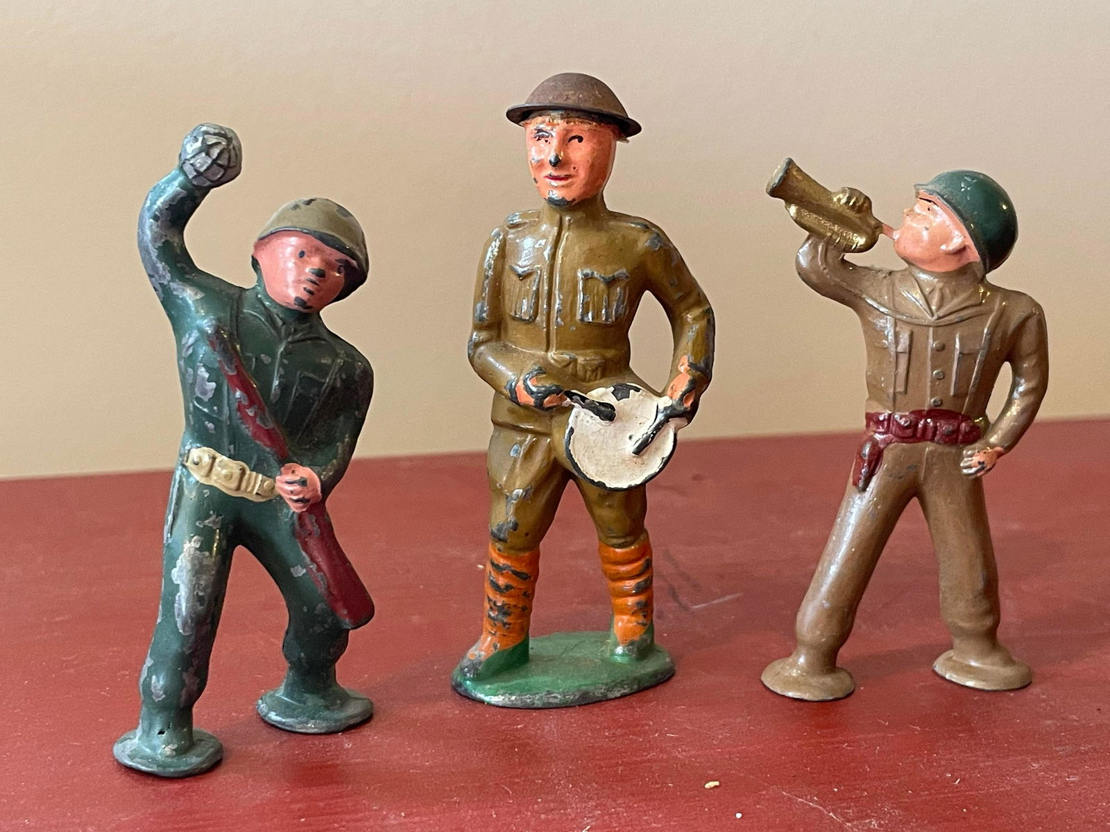 Trio of Vintage Metal Toy Soldiers (0026) on Apr 17, 2022 Swisher
