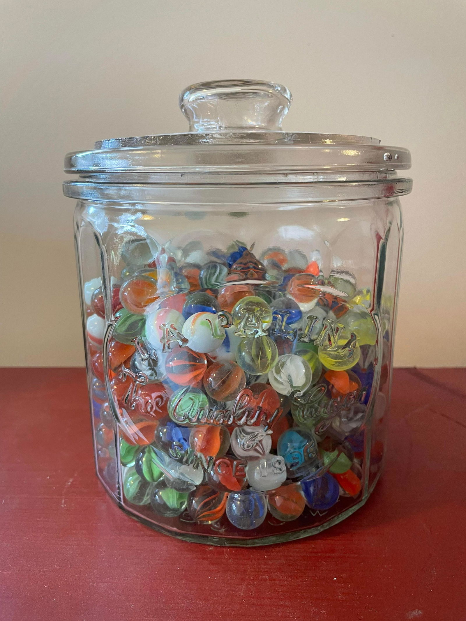 LA Palina Jar of Marbles: LA Palina Jar of Marbles