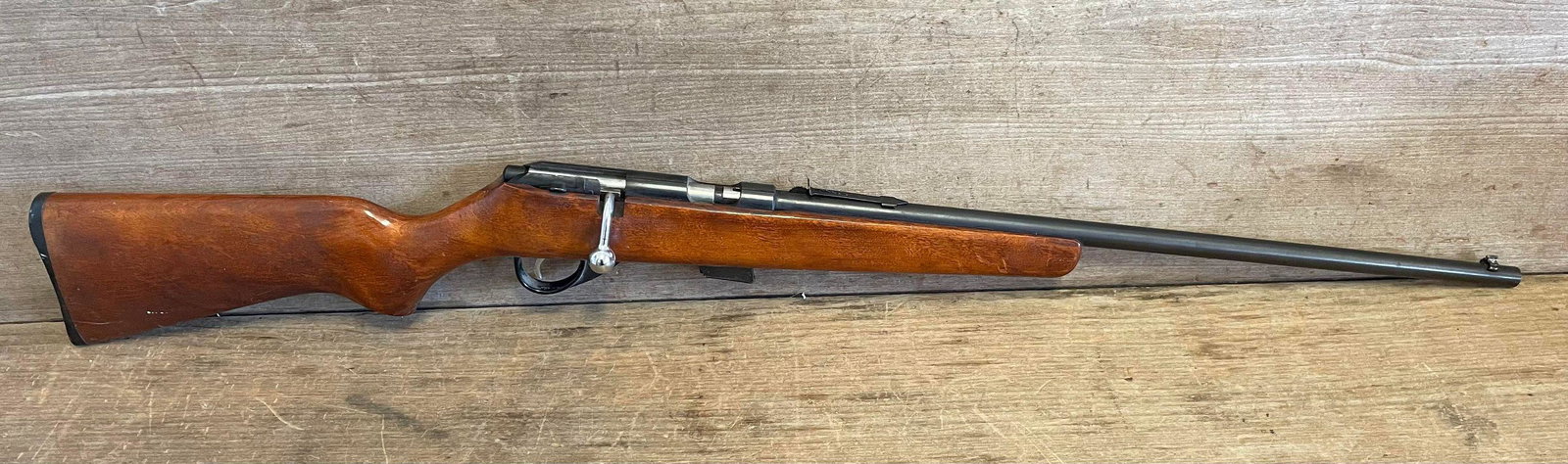 J.C. Higgins Model 42 Bolt Action .22 Cal. S.L. And L.R. 103, 19790 Sears, Roebuck And Co.: J.C. Higgins Model 42 Bolt Action .22 Cal. S.L. And L.R. 103, 19790 Sears, Roebuck And Co.