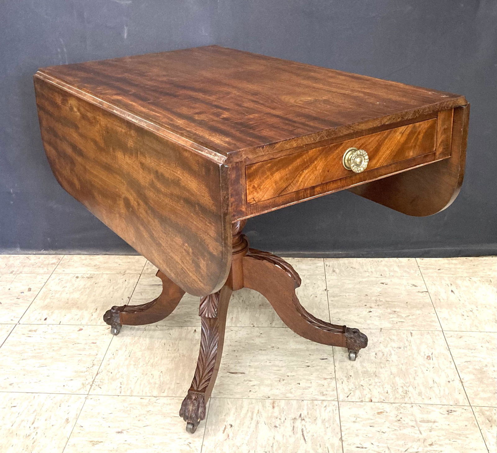 Early Mahogany Classical Carved Acanthus Carved Table Possibly New York Or Mid Atlantic States Ca. (1 of 5)