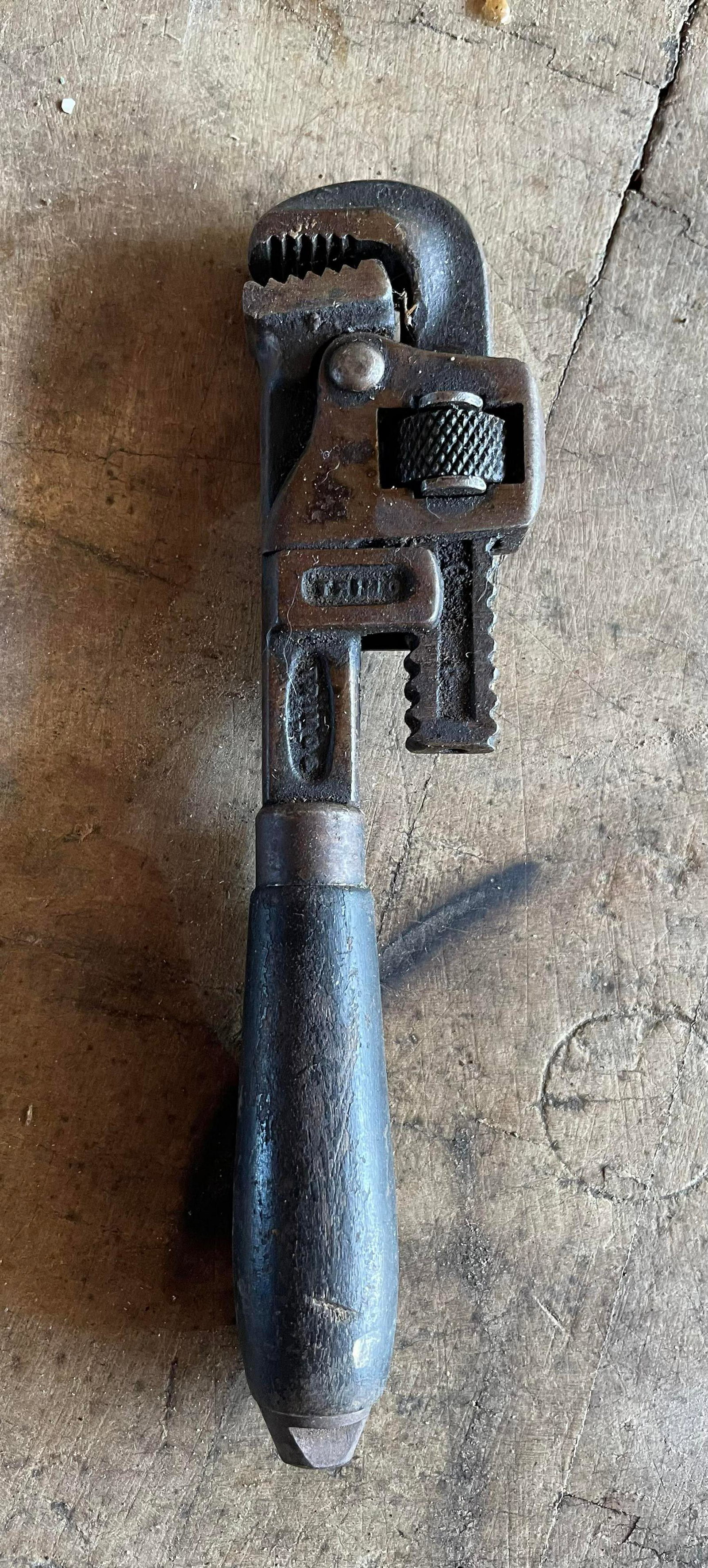 Small Antique Trimo Adjustable Wrench With Wooden Handle App.6-7": Small Antique Trimo Adjustable Wrench With Wooden Handle App.6-7"