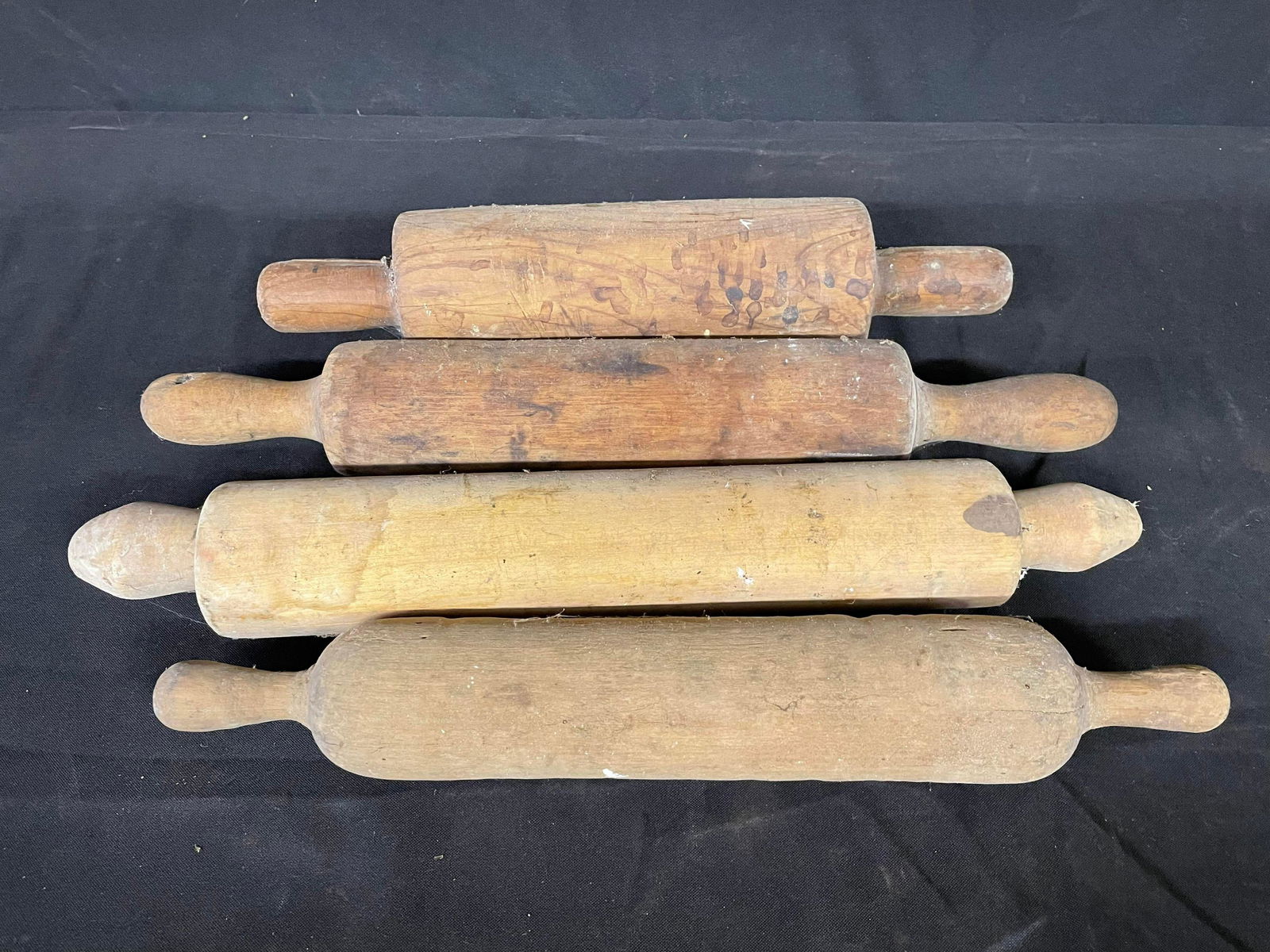 4pc. Array Of Genuine Early Antique Wooden Rolling Pins: 4pc. Array Of Genuine Early Antique Wooden Rolling Pins