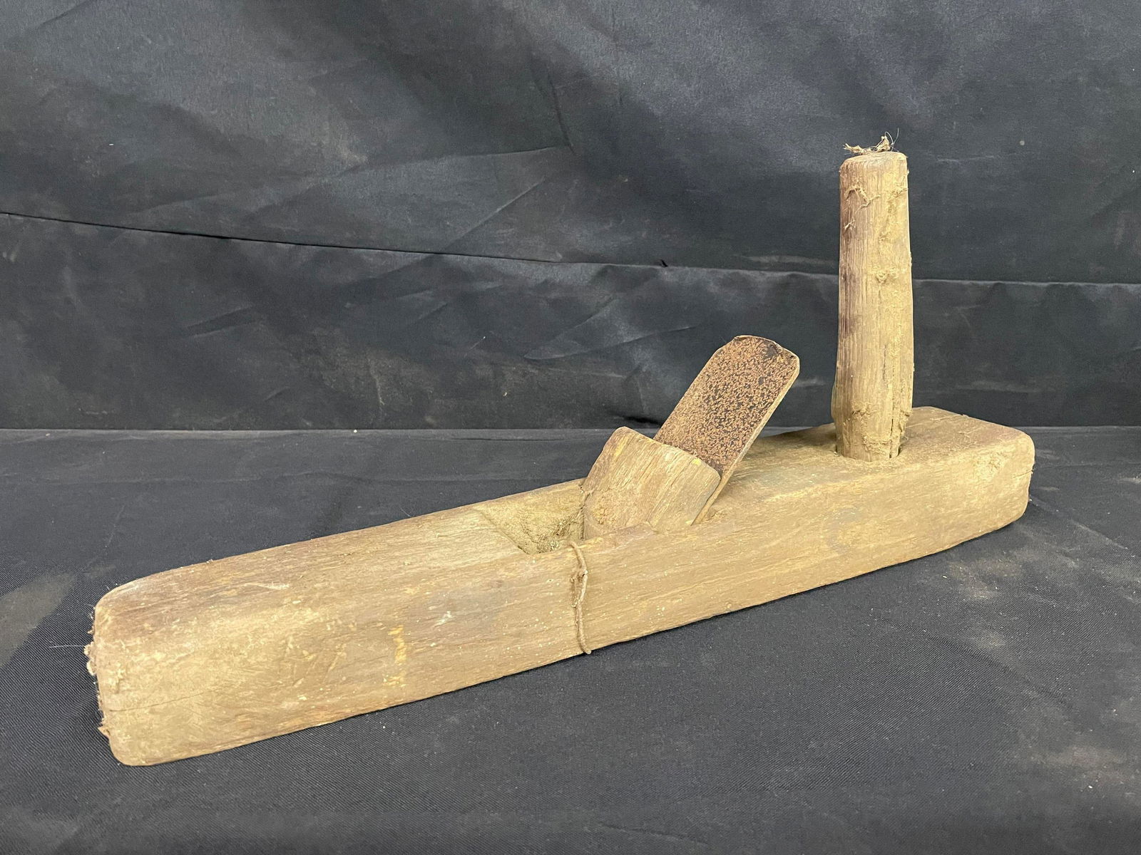 Wooden Plane Primitive Woodworking Tool (1 of 1)