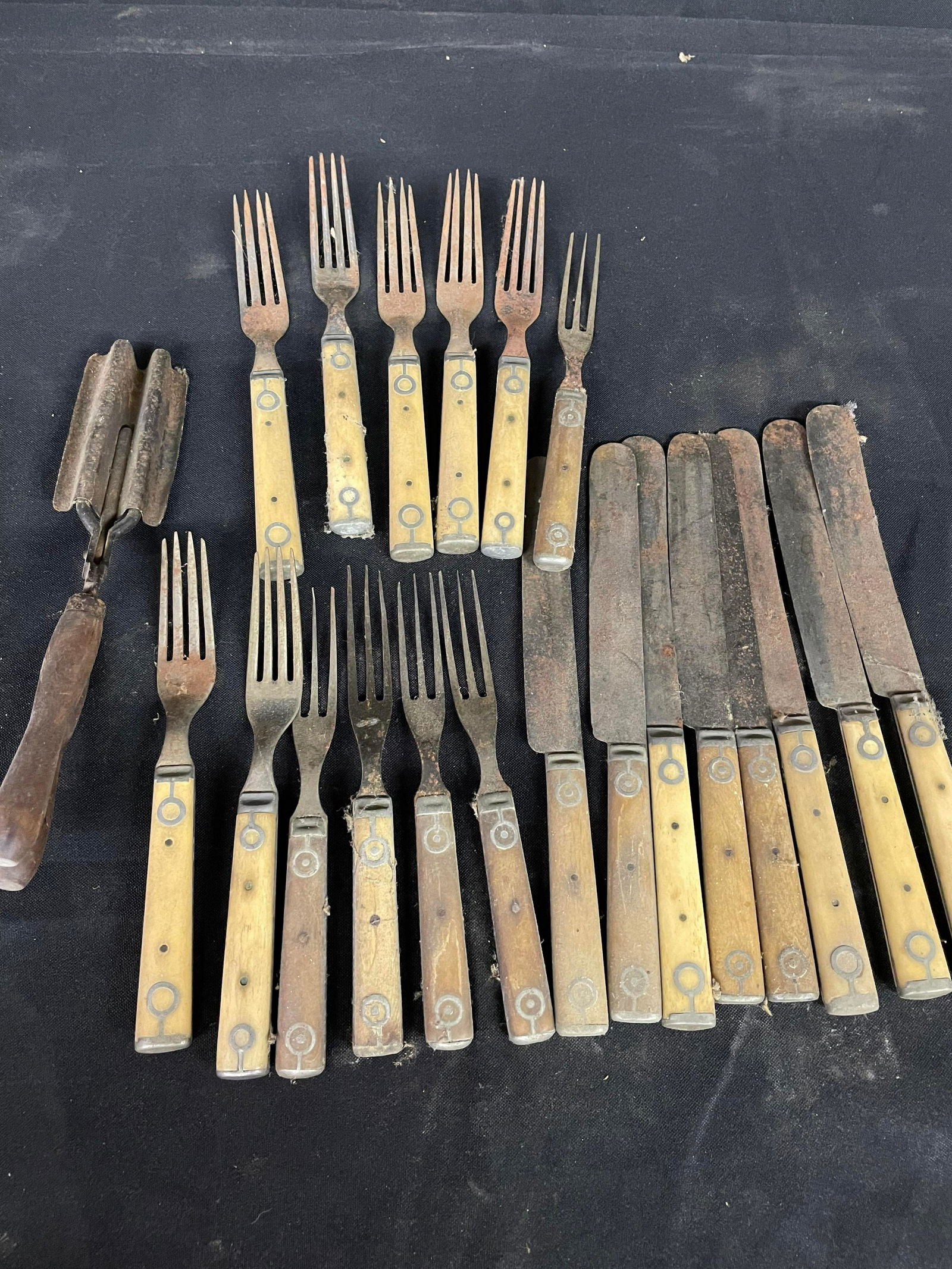 Group Of Antique Flatware Wooden Handled And Brass With Kitchen Item (1 of 1)