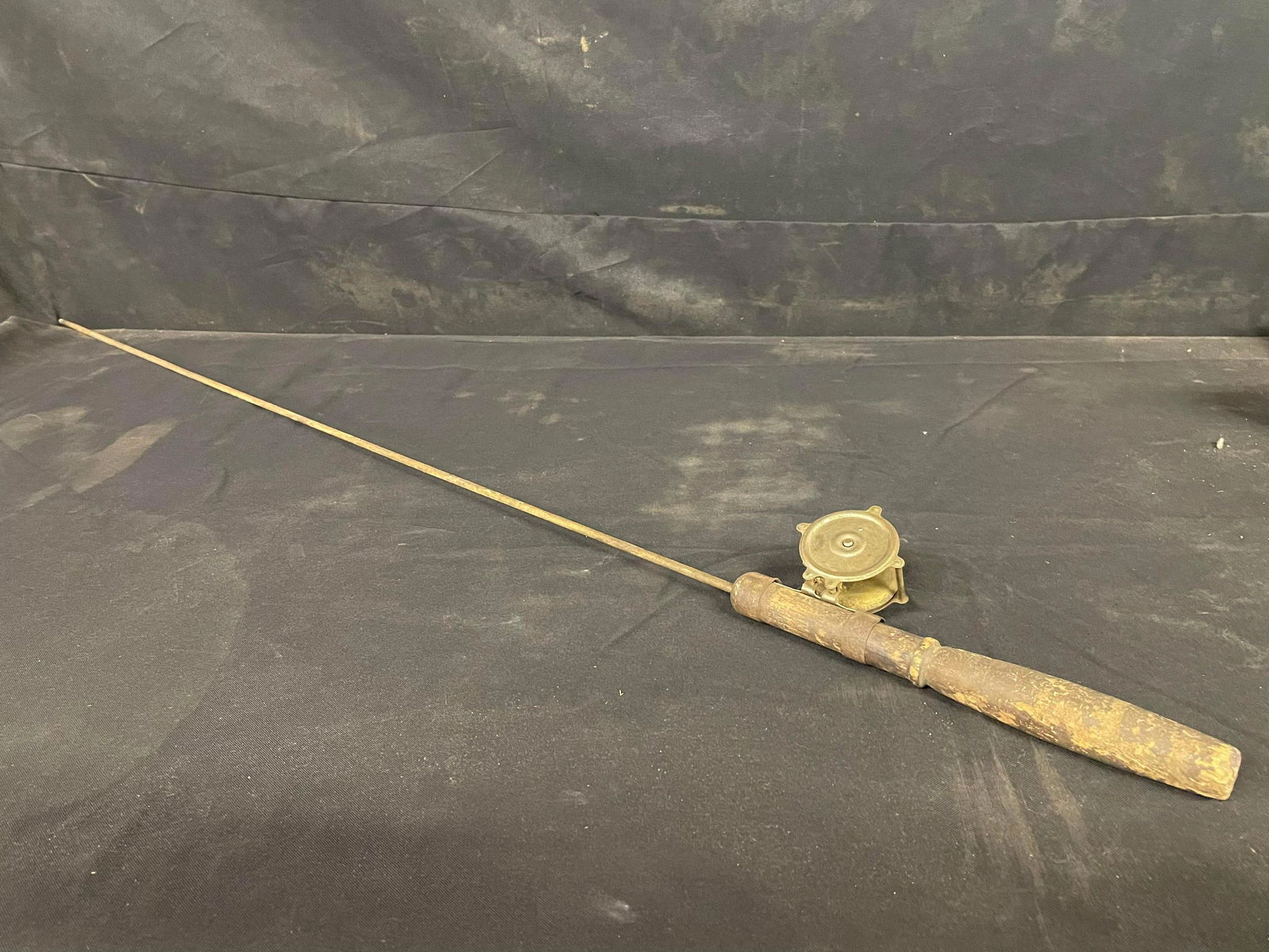 Early Wooden Handled Fishing Rod And Reel (1 of 2)