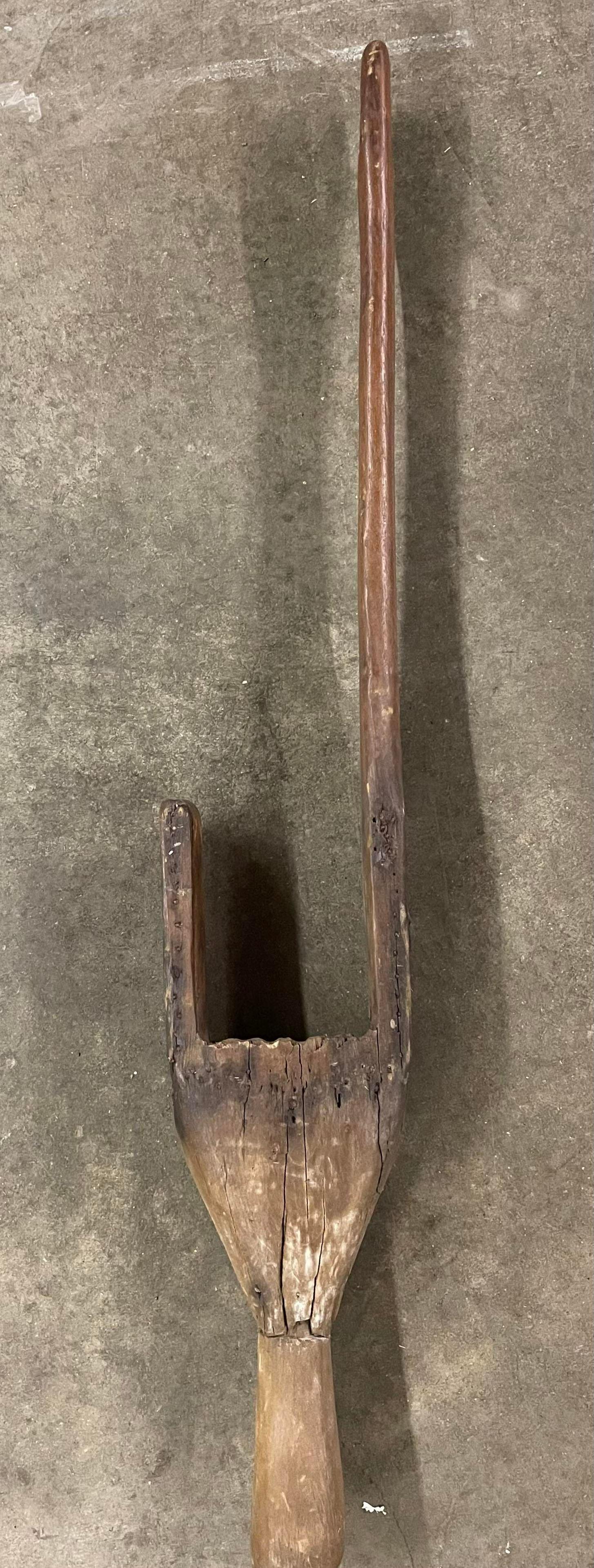 Primitive Wooden Tool (1 of 4)