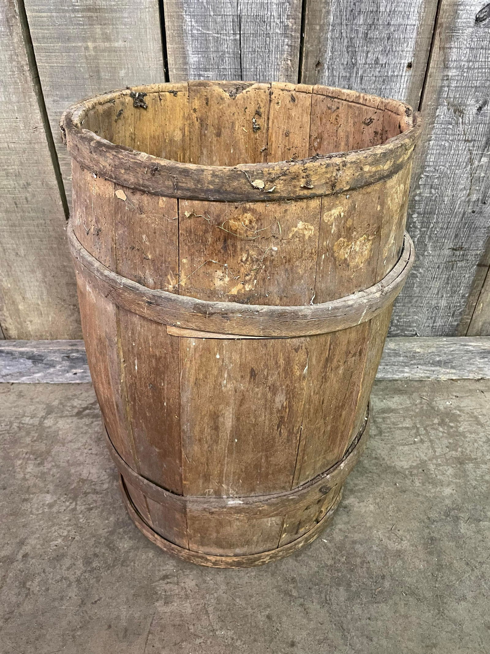 Early Wooden Barrel With Bentwood Rings (1 of 2)