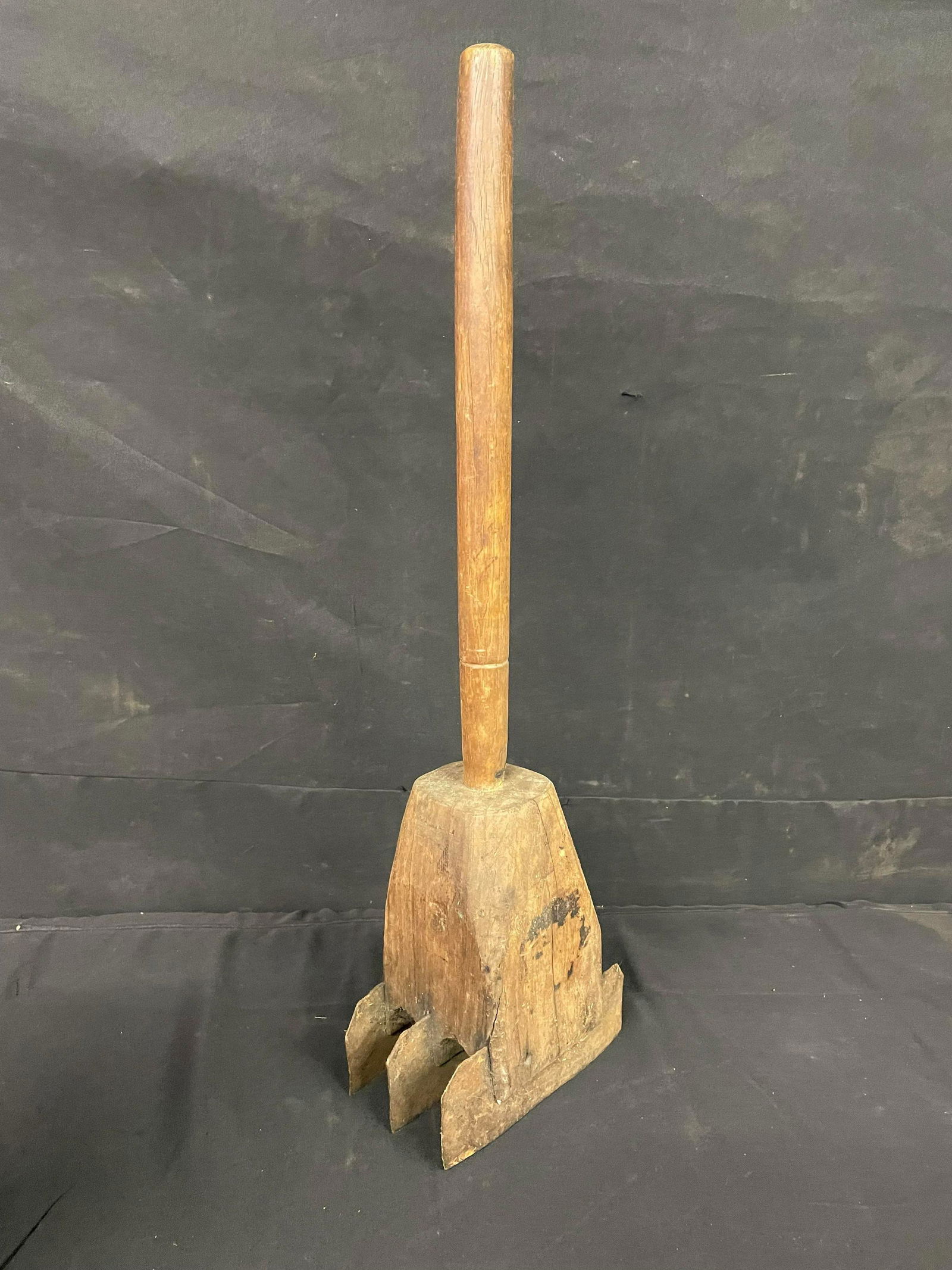 Primitive Chopping Tool 24-30" Tall (1 of 2)
