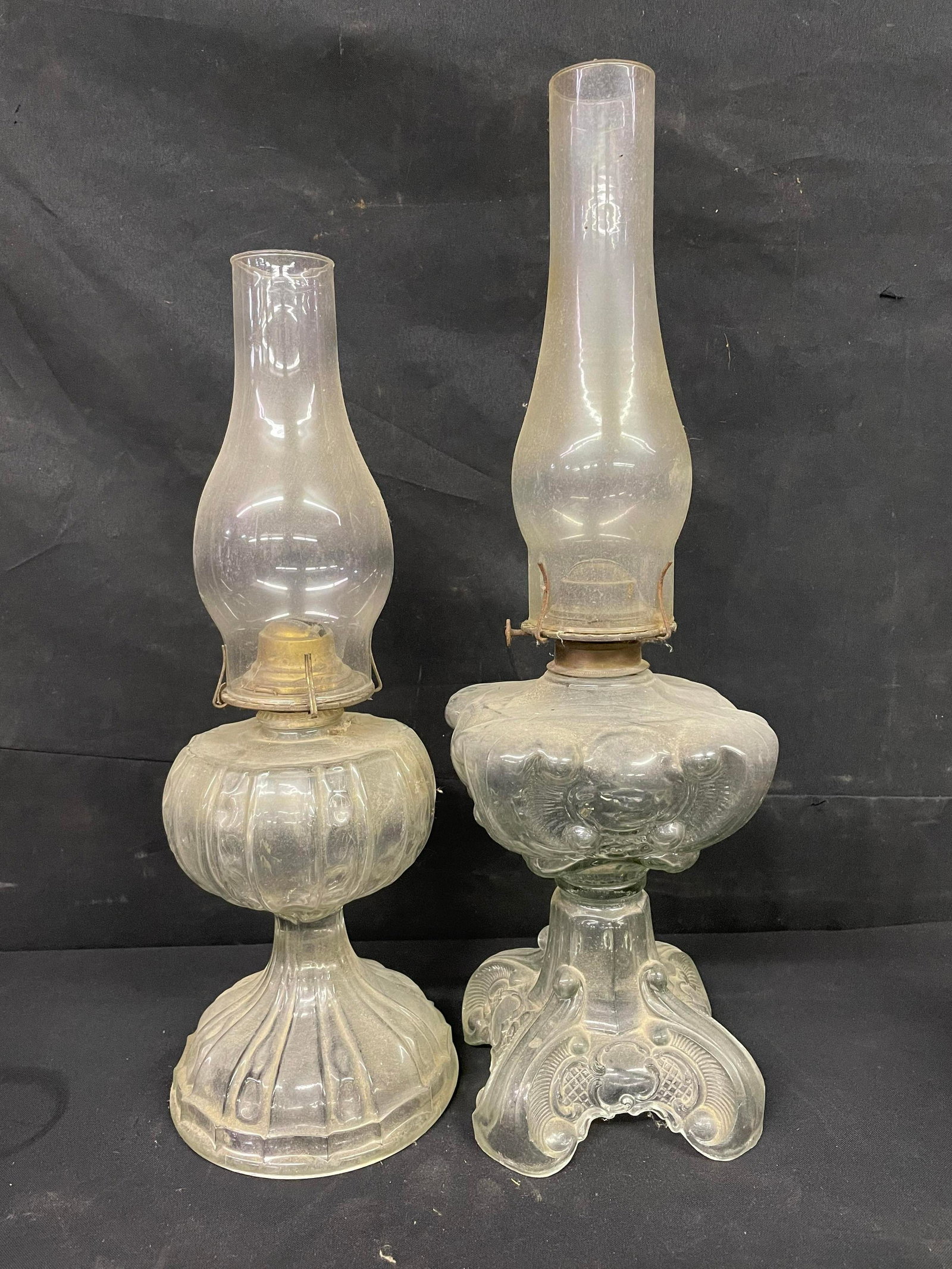 Antique Glass Oil Lamps: Antique Glass Oil Lamps