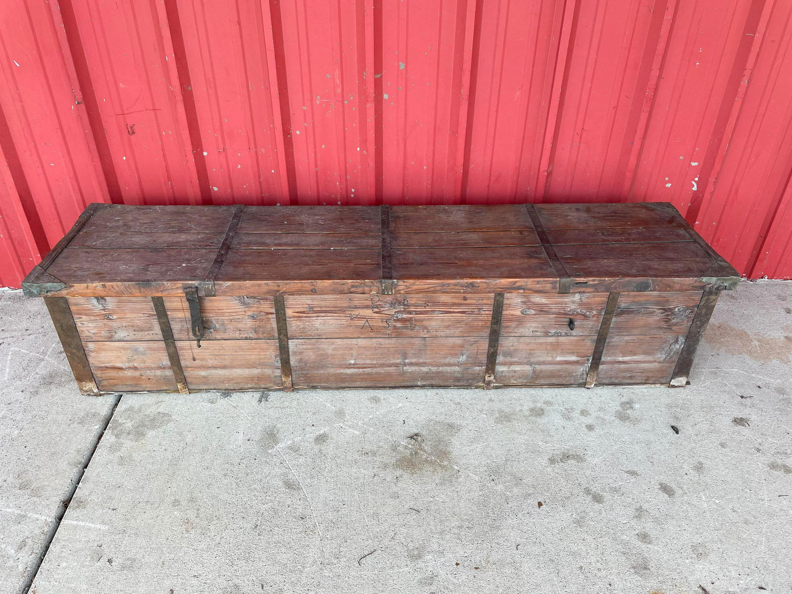 Primitive Cassone Style Trunk With Wrought Iron Hinges And Construction. (1 of 7)