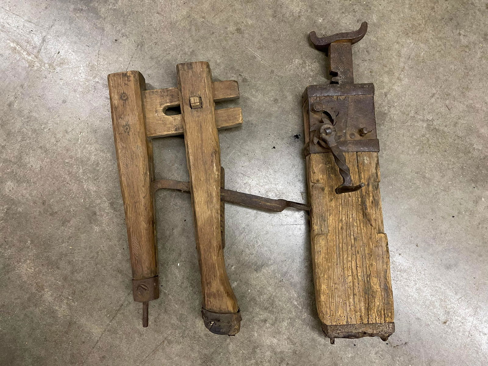 Early Primitive Wagon-Farm Jack Handmade/Hand Forged (1 of 1)