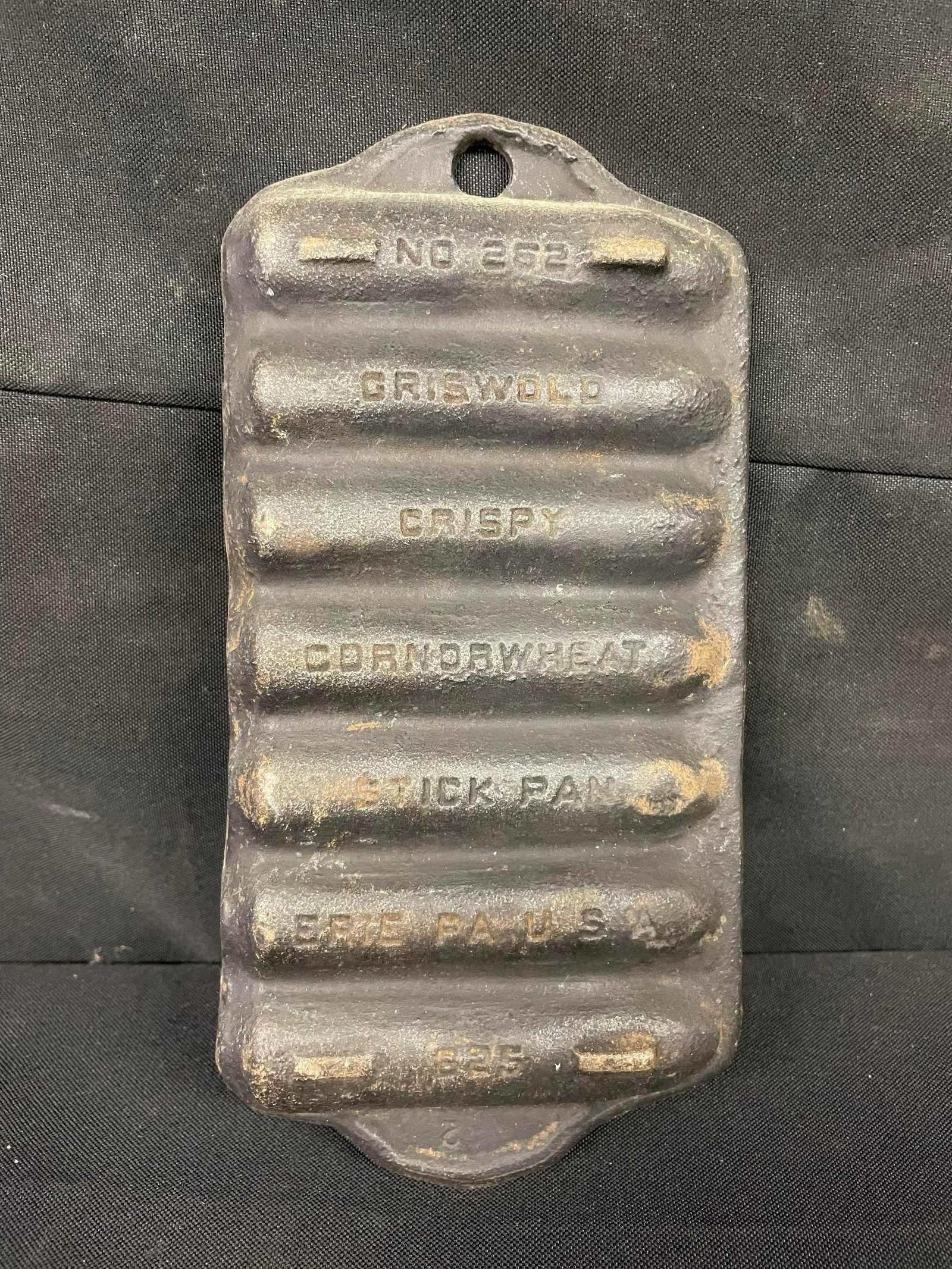 Griswold No. 2 Cast Iron Corn/Wheat Stick Pan Erie, PA. U.S.A.: Griswold No. 2 Cast Iron Corn/Wheat Stick Pan Erie, PA. U.S.A.