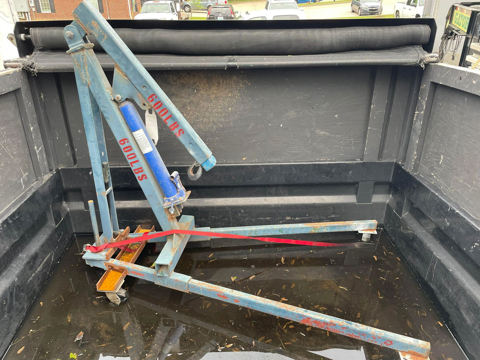 600lb Hydraulic Engine Hoist (1 of 2)