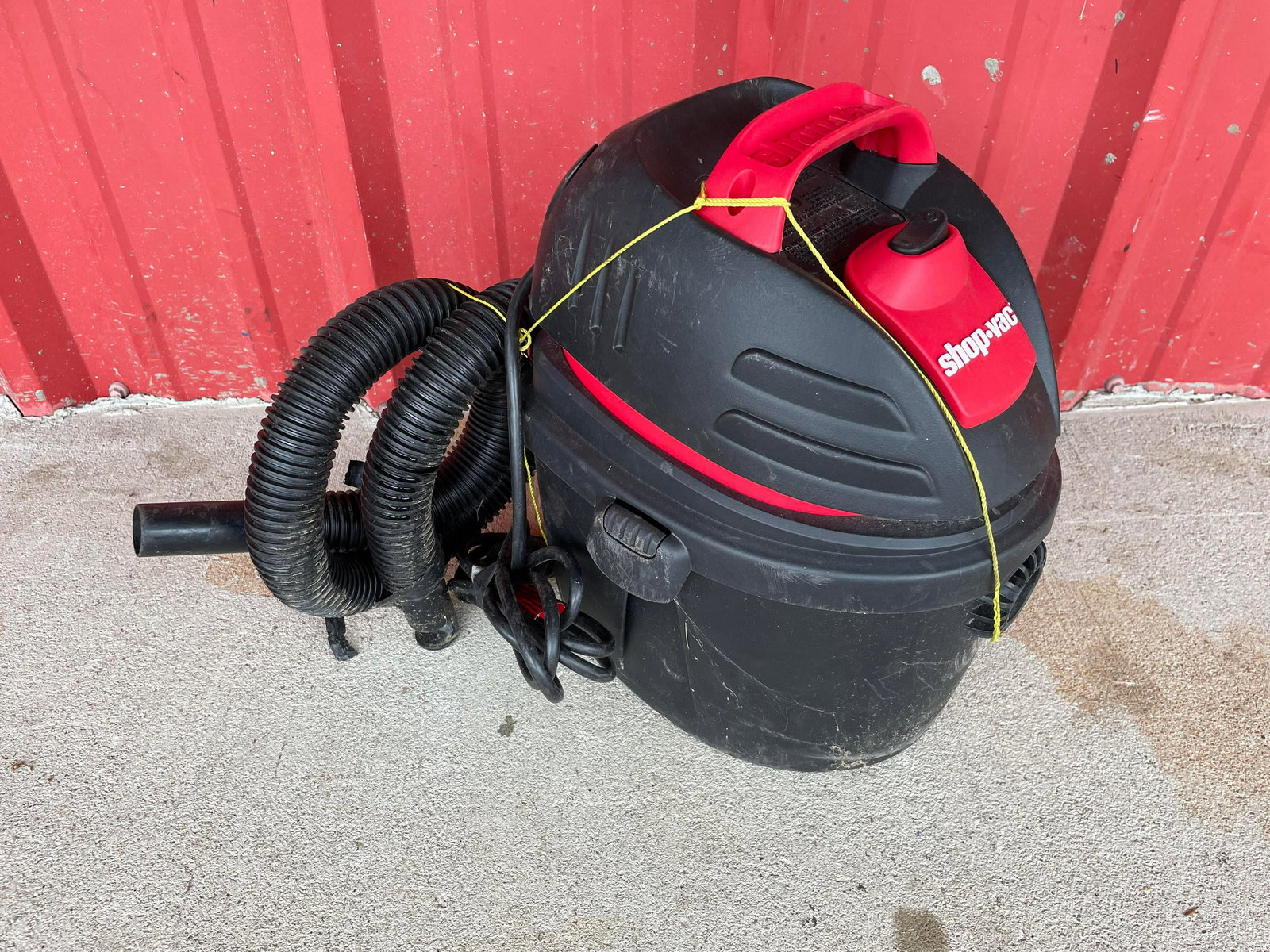 Shop-Vac Vacuum (1 of 1)