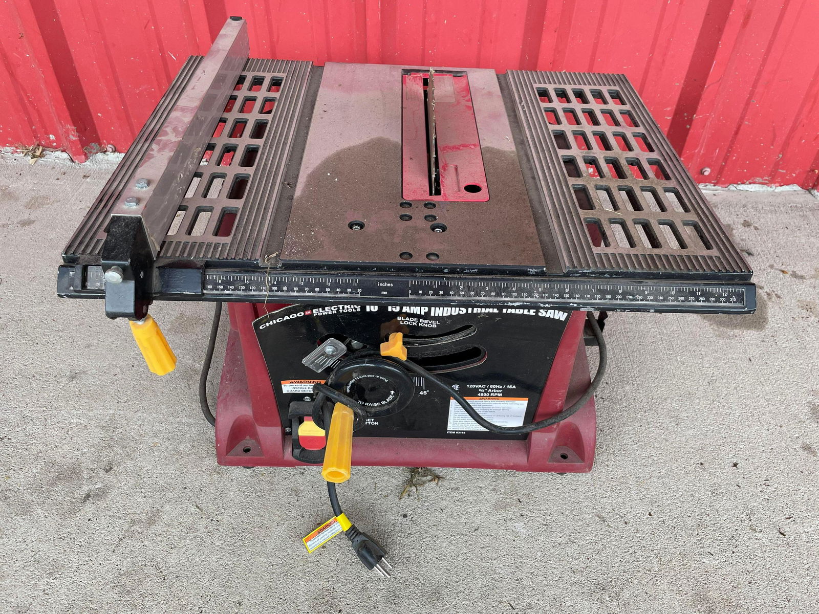 15AMP Industrial Table Saw 4800 RPM: 15AMP Industrial Table Saw 4800 RPM