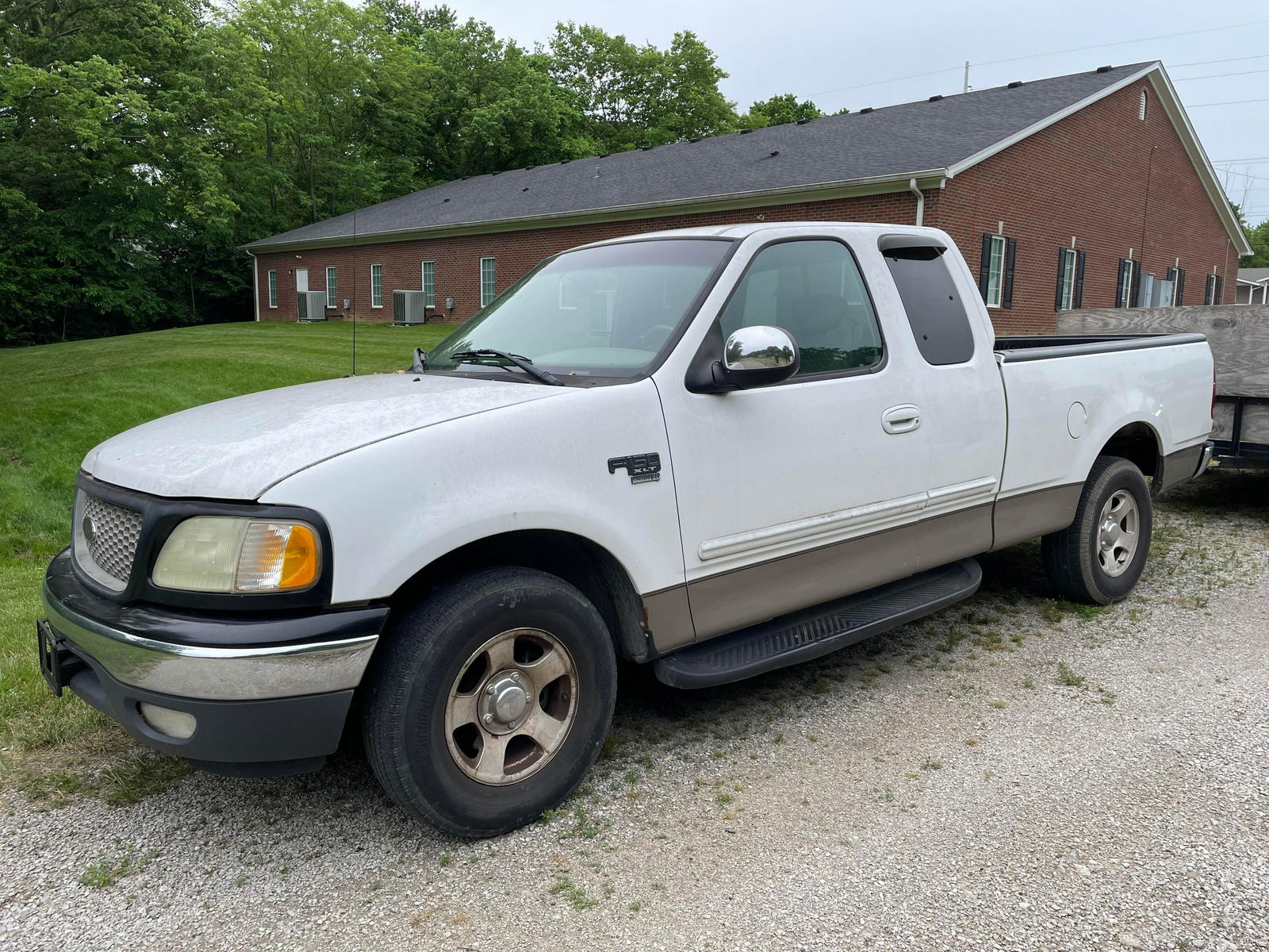 2002 Ford F-150 5.4L V-Shaped Extended Cab 1FTRX17L22NA26162 Starts Right Up And Drives. Appears To (1 of 7)