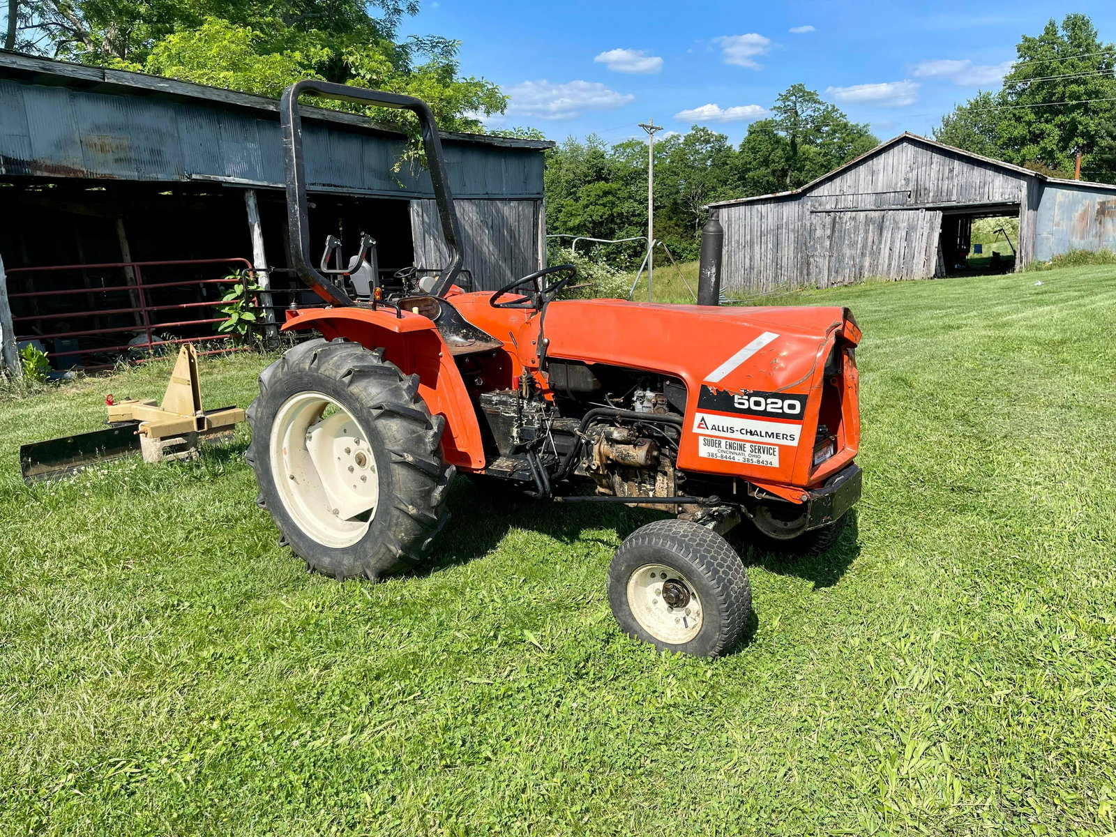 1980 Allis Chalmers 5020 Diesel Tractor. Runs, Drives, Operates As It Should. PTO And Gears Are (1 of 13)