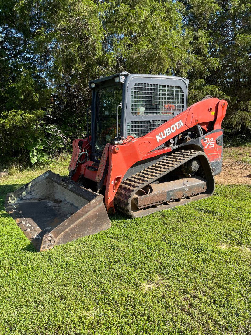2013 Kubota SVL 75 Track Loader Skid Steer With Enclosed Cab, Heat/Air Conditioning, Radio With Blue (1 of 17)