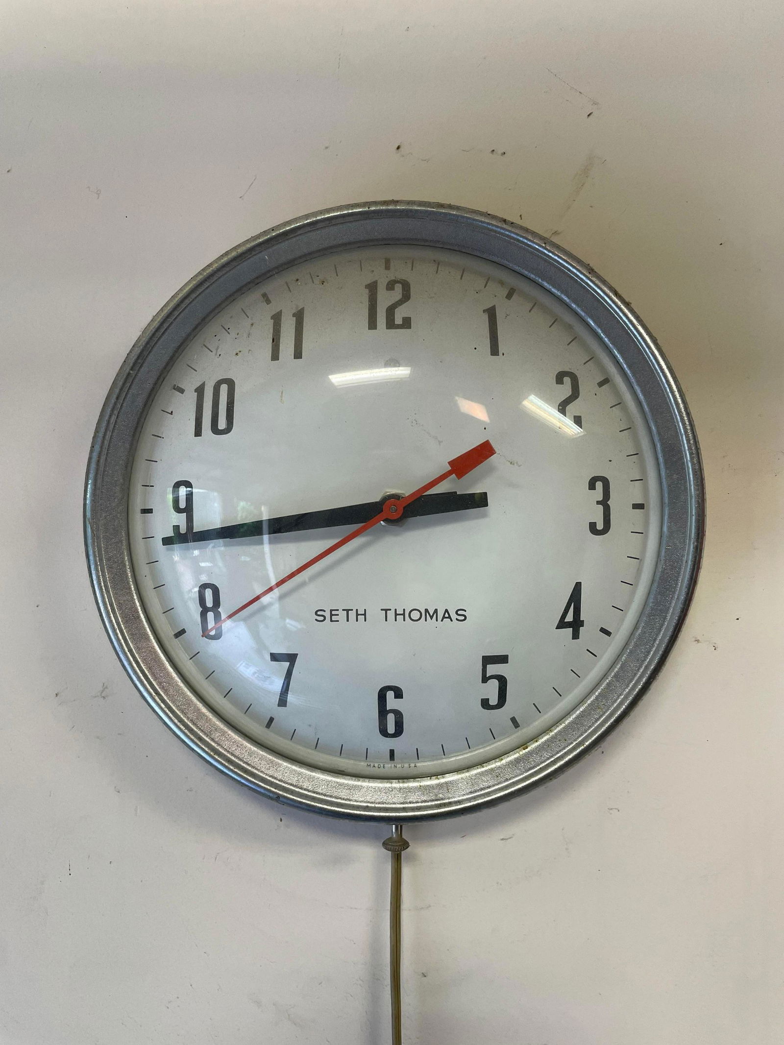 Vintage Seth Thomas Atomic Clock Style Wall Clock: Vintage Seth Thomas Atomic Clock Style Wall Clock