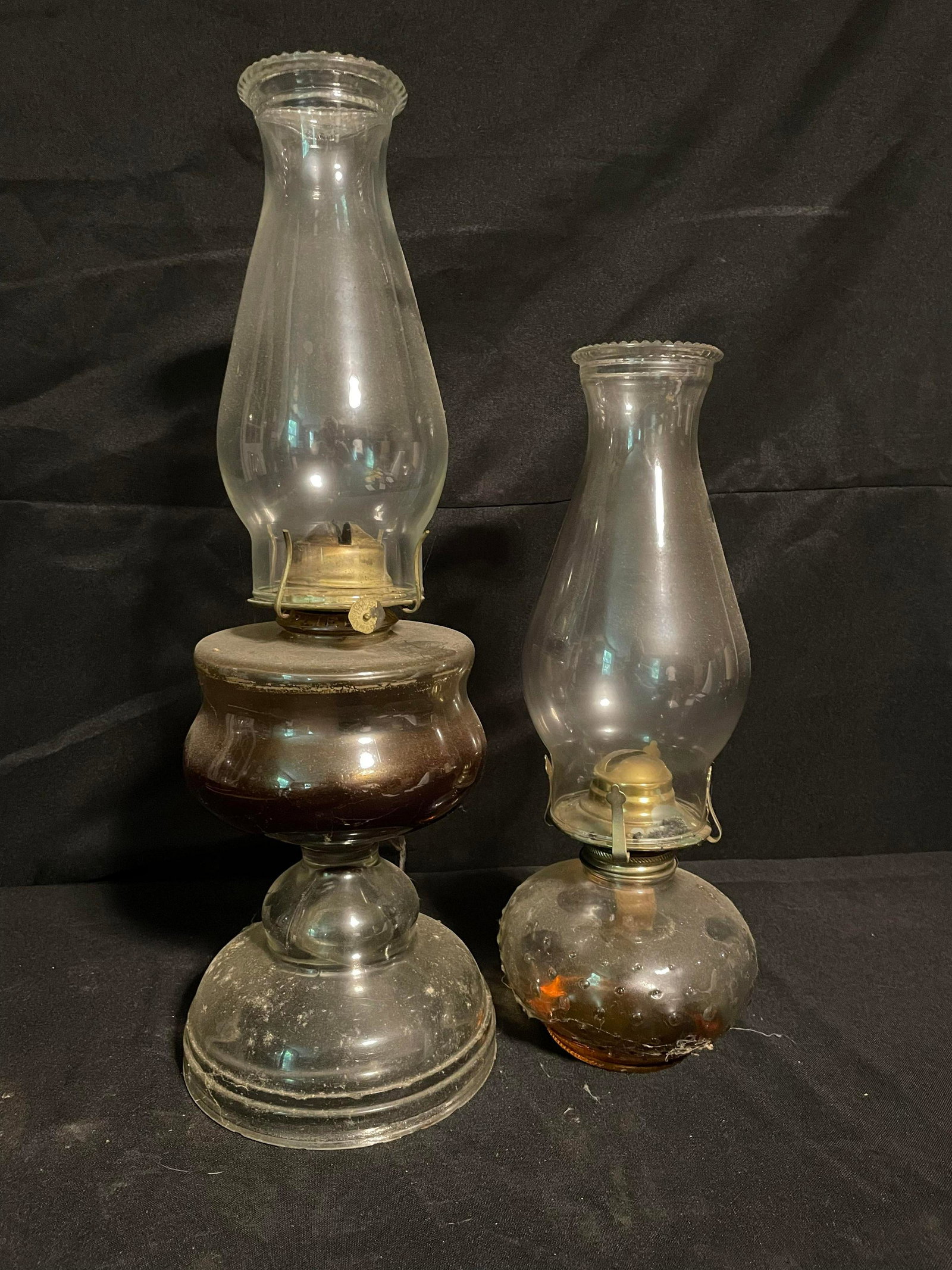 Pair Of Antique Oil Lamps Including Lamp By P-A Risdon Mfg. Co. U.S.A. 16": Pair Of Antique Oil Lamps Including Lamp By P-A Risdon Mfg. Co. U.S.A. 16"