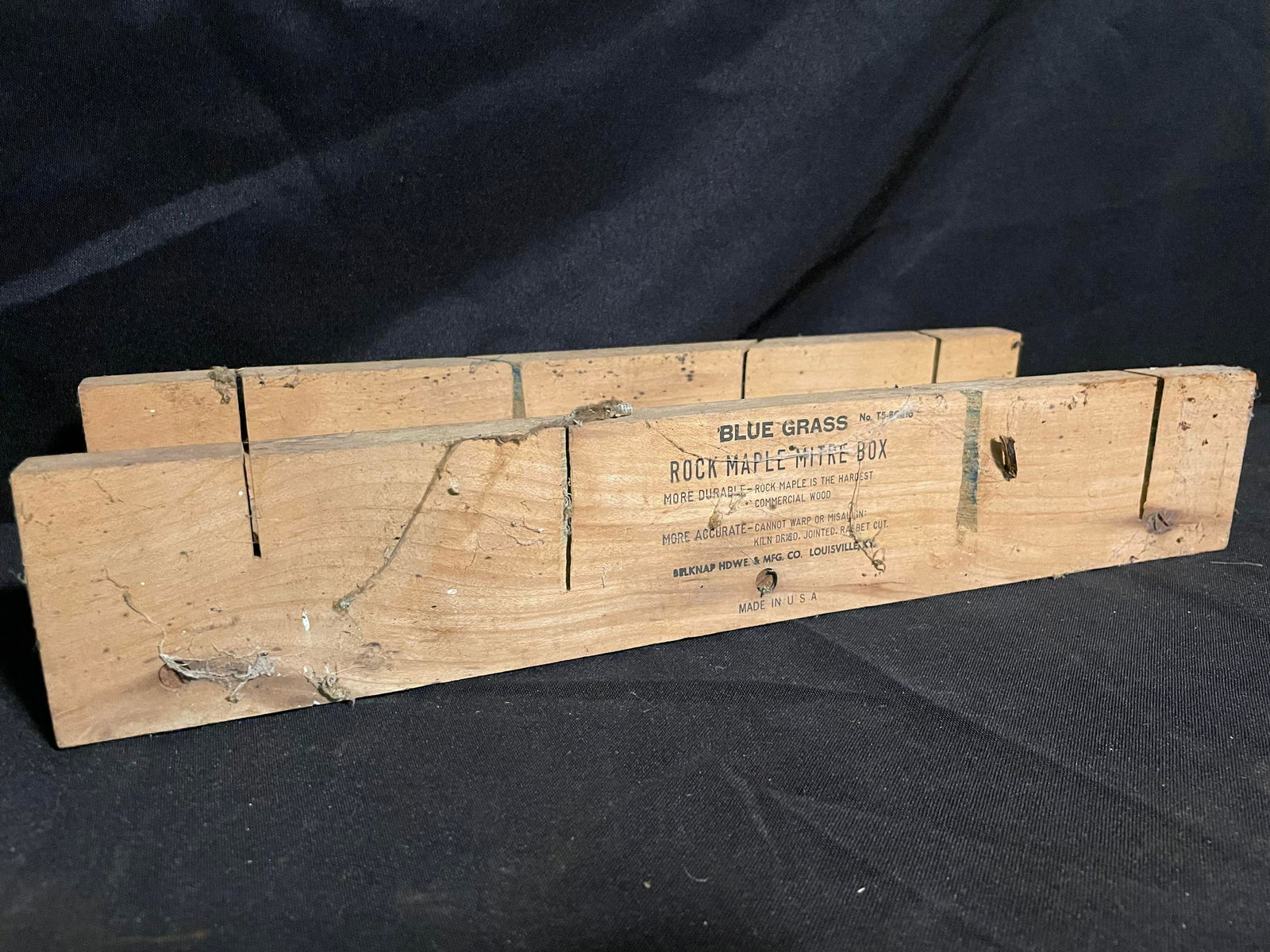 Blue Grass Belknap Rock Maple Mitre Box Louisville, KY. U.S.A. 16" (1 of 2)