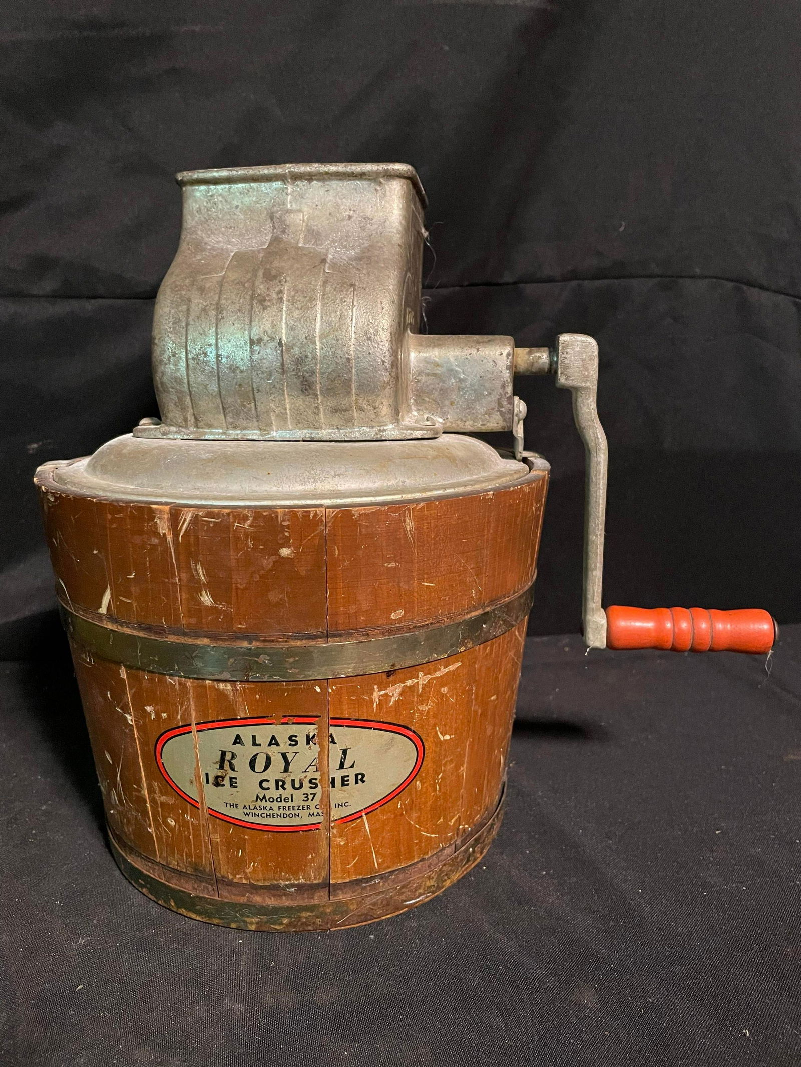 Alaska Royal Ice Crusher Model 37 Barrel Style With Wooden Hand Crank And Original Paper Label 12" (1 of 3)