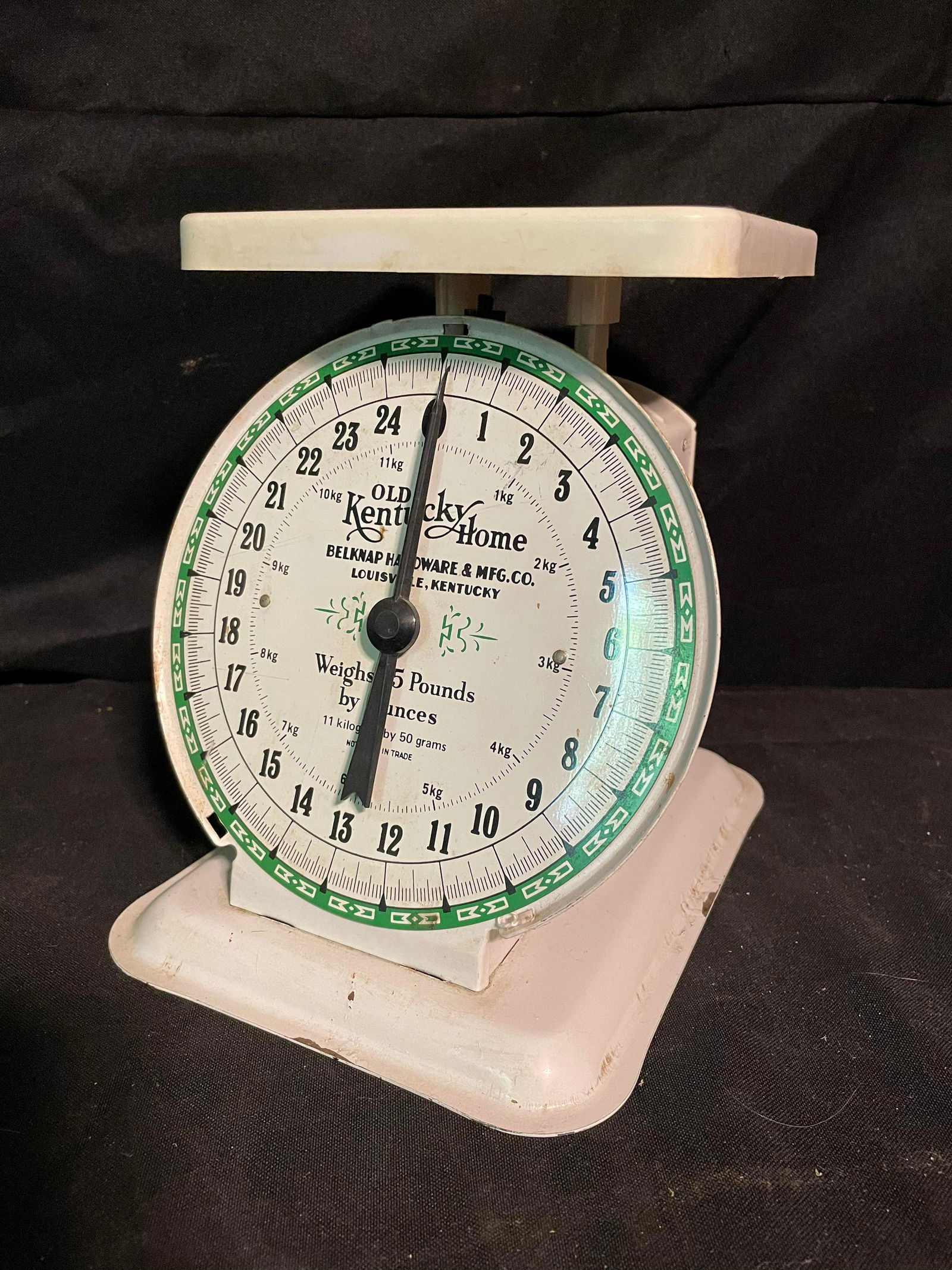 Old Kentucky Home" Belknap Hardware + Mfg. Co. Louisville, KY. 25lb Vintage Metal Scale 8.5 (1 of 2)