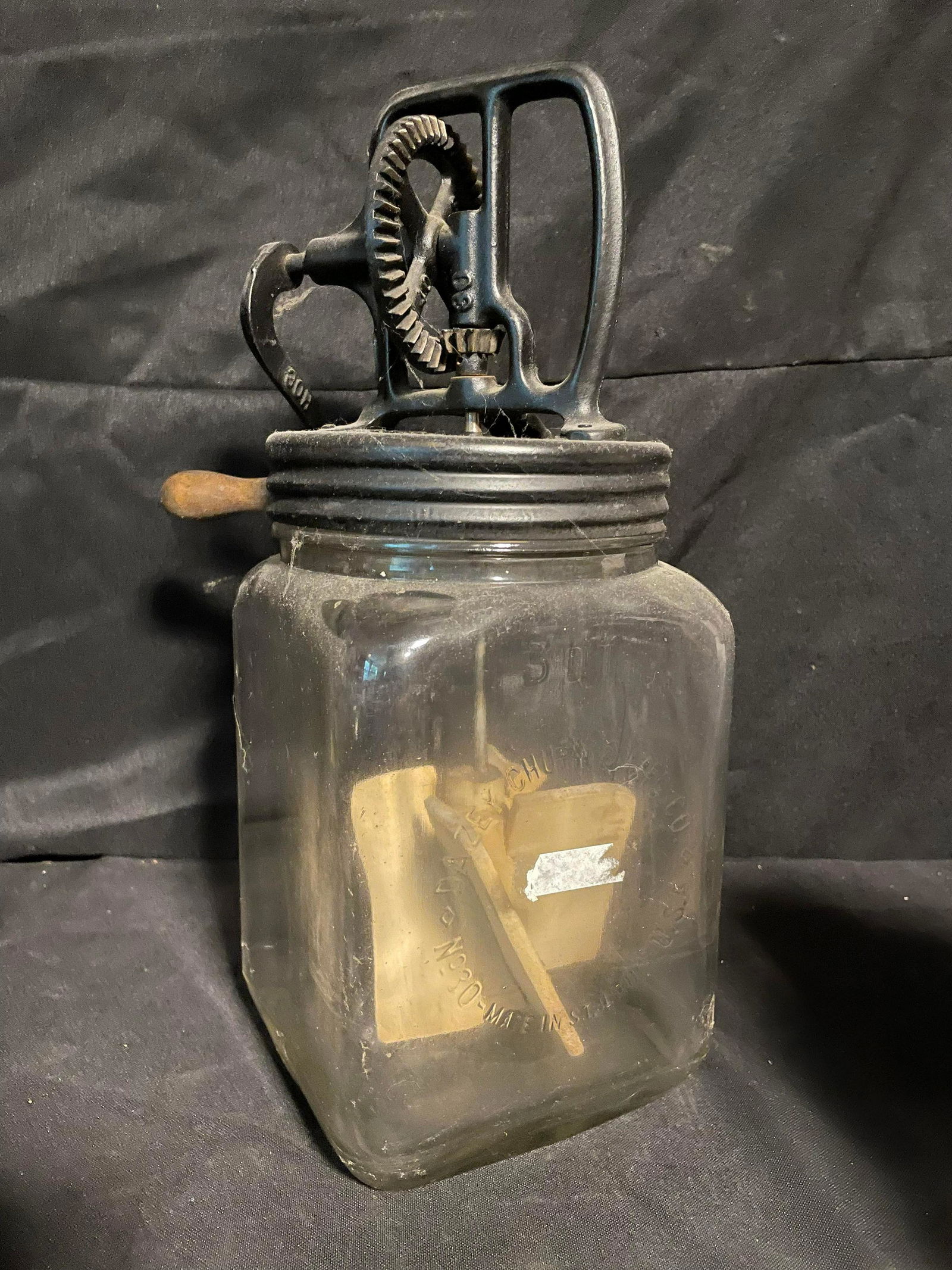 No. 30 3QT. Vintage Dazey Hand Churn With Marked Dazey Glass And Top Marked "Hog" 14": No. 30 3QT. Vintage Dazey Hand Churn With Marked Dazey Glass And Top Marked "Hog" 14"