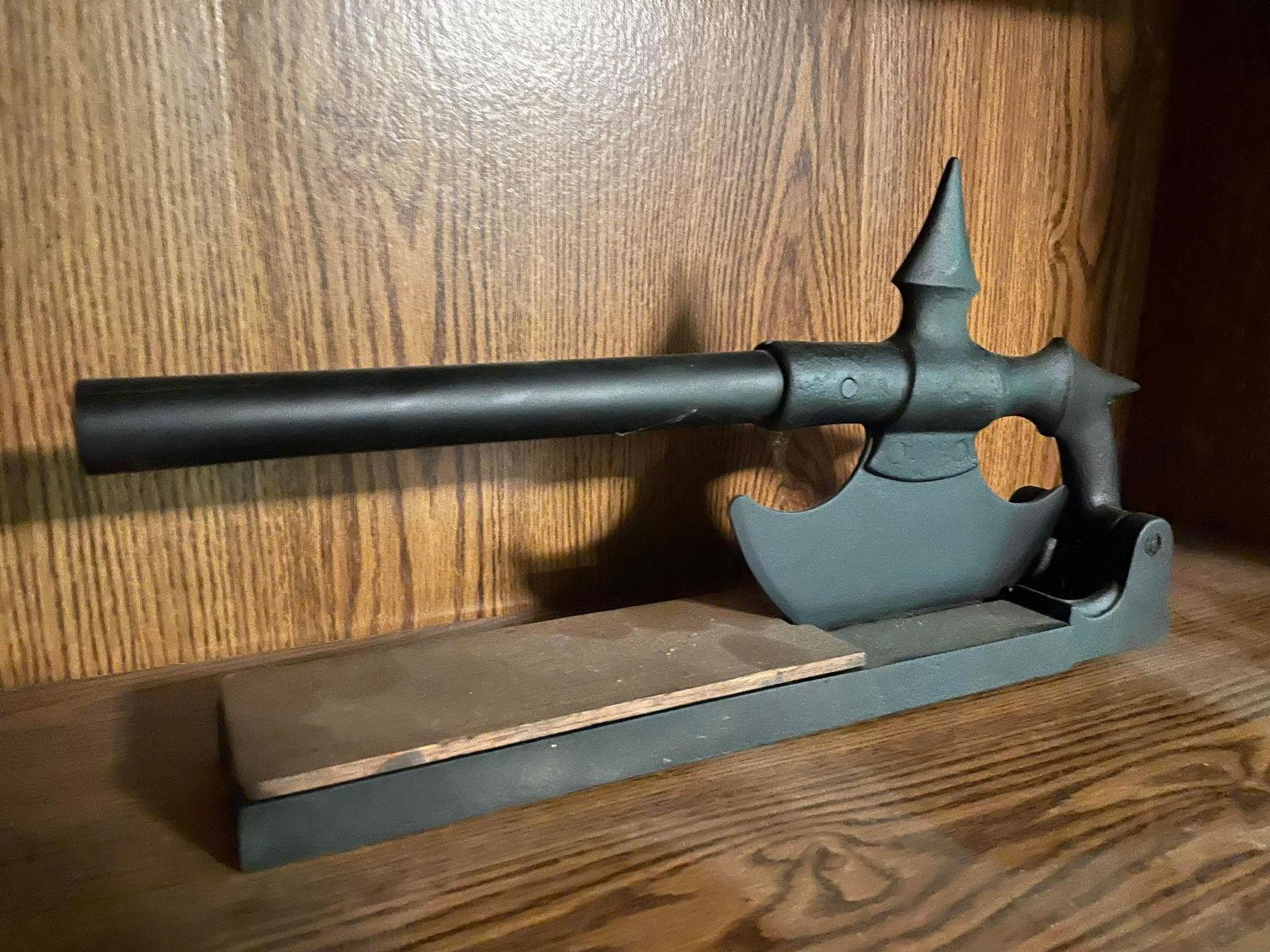 Cast Iron Ogden's Battle Axe Style Tobacco Plug Cutter By The Rogers' Iron Co. Springfield, O.: Cast Iron Ogden's Battle Axe Style Tobacco Plug Cutter By The Rogers' Iron Co. Springfield, O. U.S.A. 17"