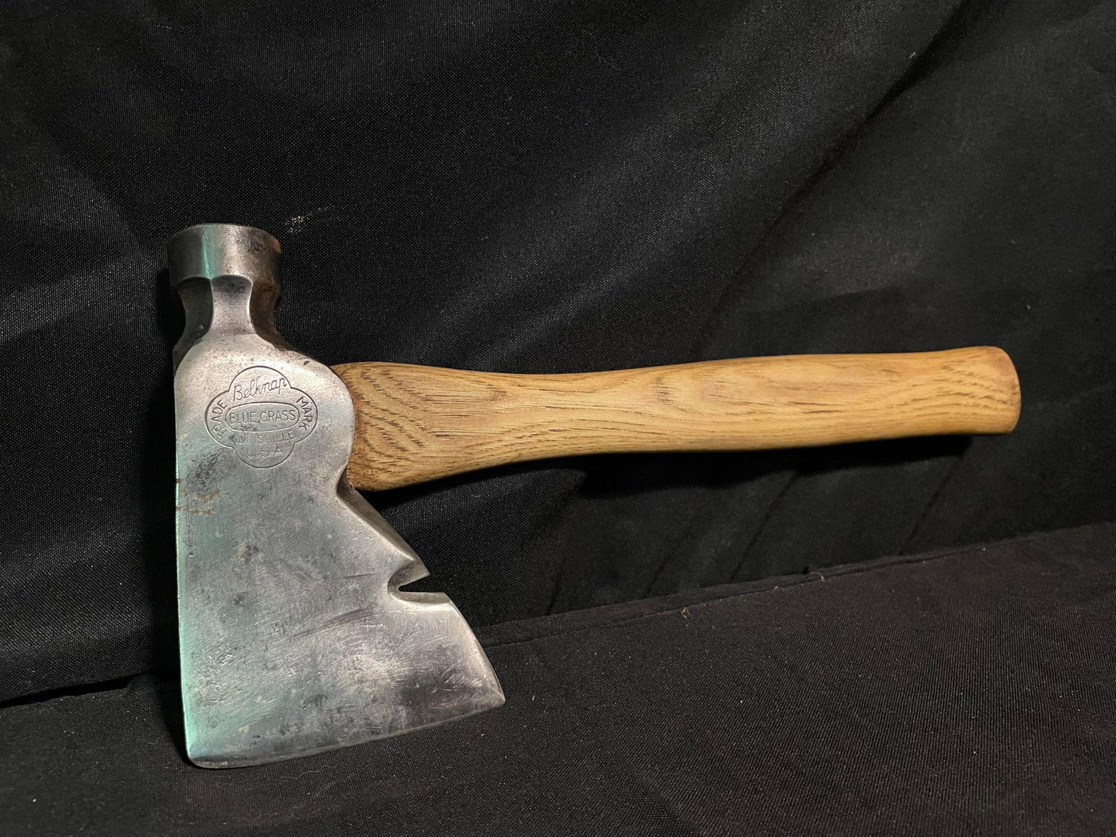 Vintage Belknap Bluegrass Hatchet Axe Carpenter Hatchet Hammer Louisville, KY. 13.5": Vintage Belknap Bluegrass Hatchet Axe Carpenter Hatchet Hammer Louisville, KY. 13.5"