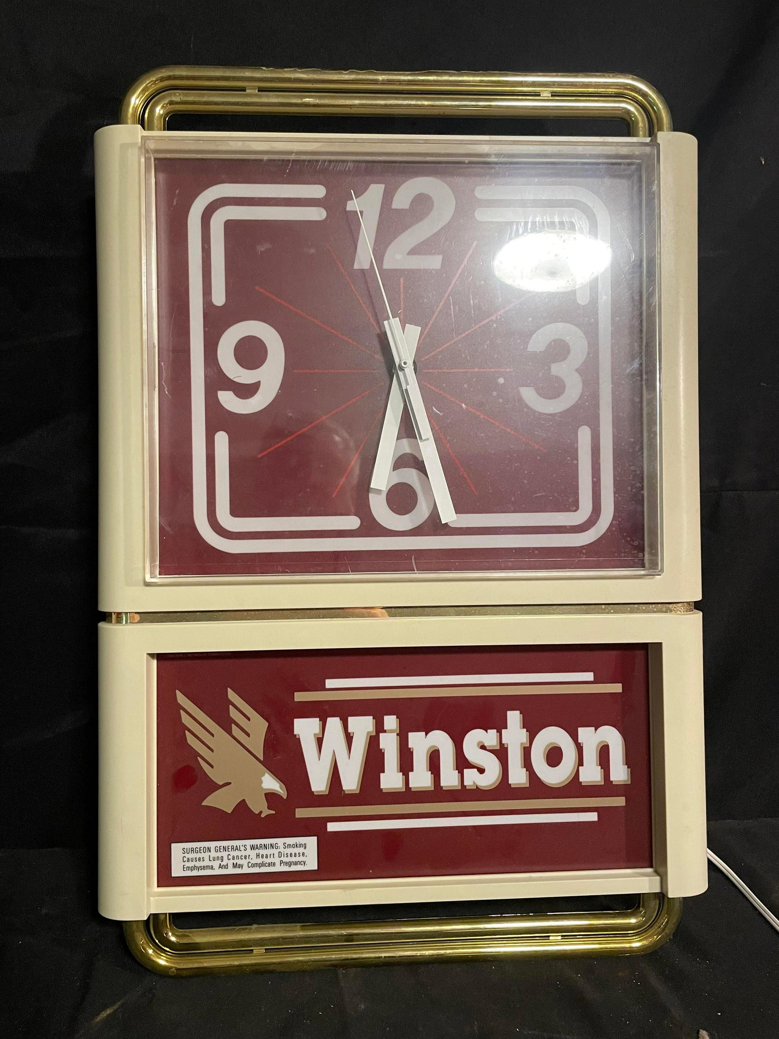 Winston Cigarettes Lighted Tobacco Advertising Wall Clock RJ Reynolds Tobacco Co. 22" (1 of 2)