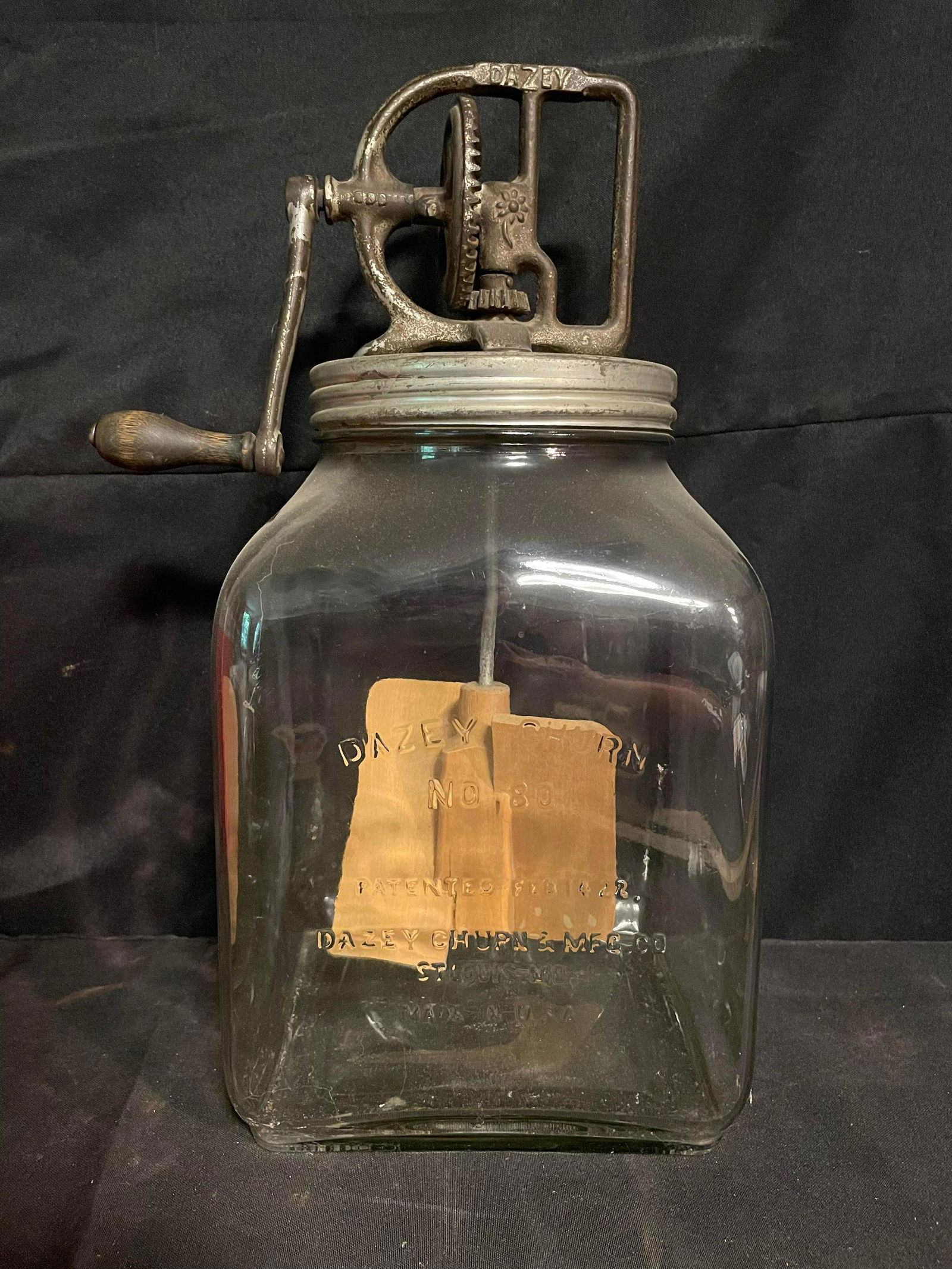 No. 80 Marked Dazey Churn Hand Mixer Butter Churn Style And Marked Dazey Mixer Lid 16" (1 of 3)