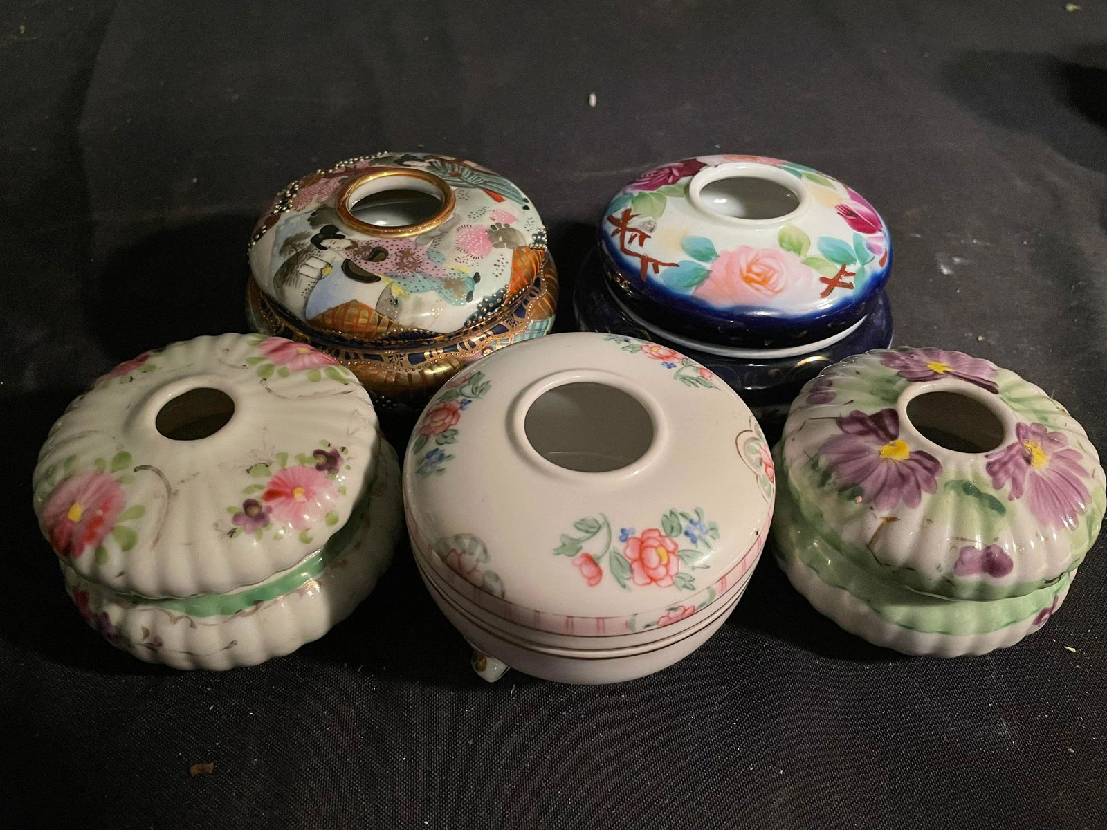 Collection Of Antique Hand Painted Victorian Style Porcelain Hair Receivers Including Hand Painted: Collection Of Antique Hand Painted Victorian Style Porcelain Hair Receivers Including Hand Painted Nippon 3-5"
