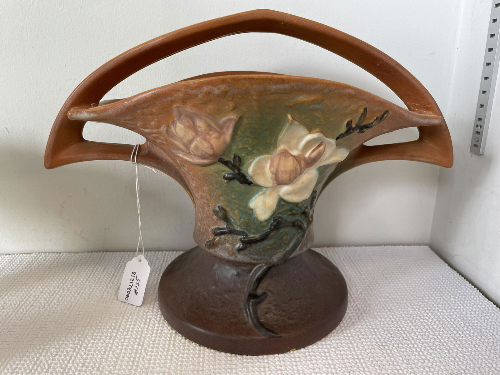 Roseville Magnolia Brown Basket Vase 9.5" 385-10 060321218 (1 of 2)