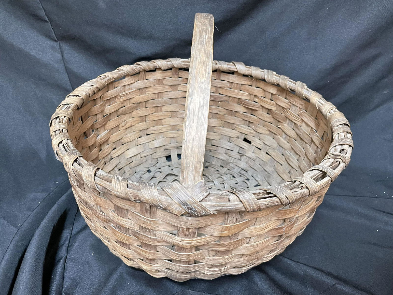 Large Primitive Harvest Style Basket 17" 0801015821 (1 of 2)