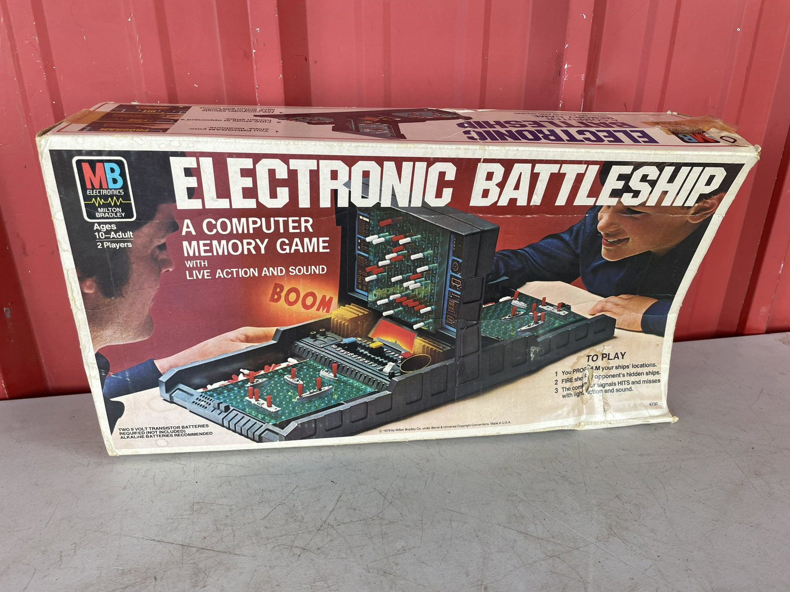 Vintage Milton Bradley Electronic Battleship Game In Original Box: Vintage Milton Bradley Electronic Battleship Game In Original Box