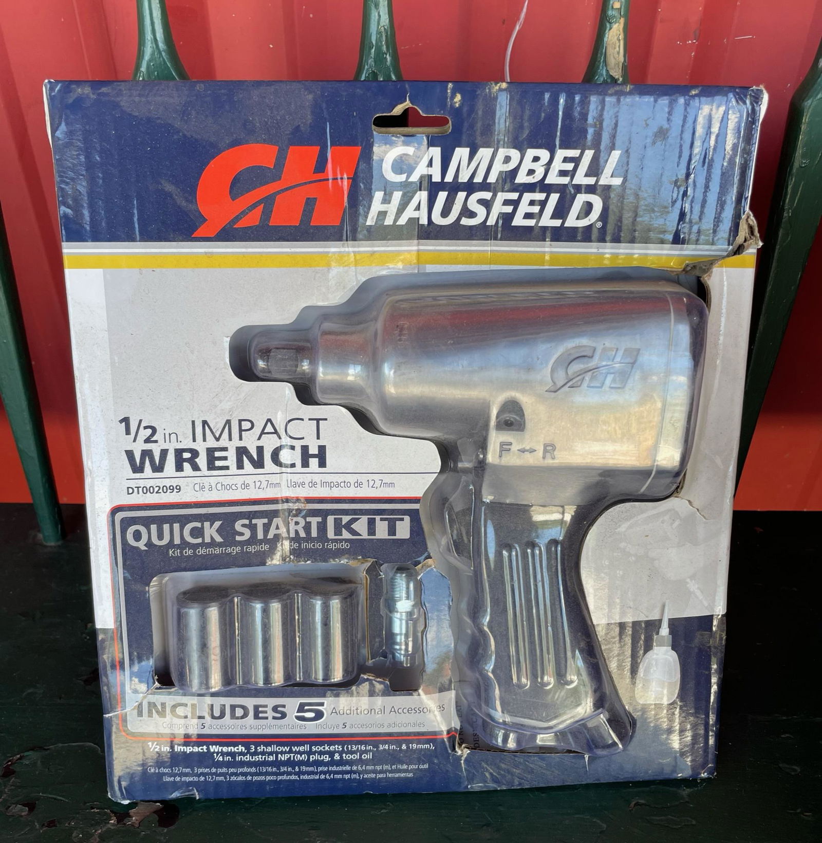 Campbell Hausfeld New In Package Impact Wrench 1/2 inch (1 of 1)