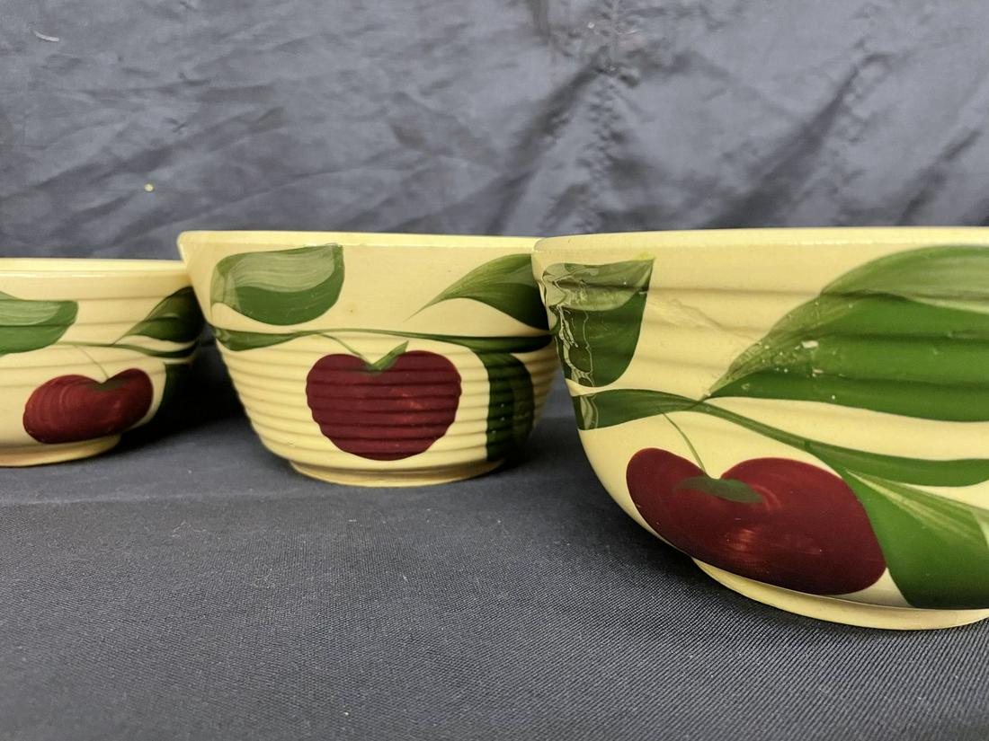 Graduated Set of 5 Watts Pottery Mixing Bowls (1 of 2)