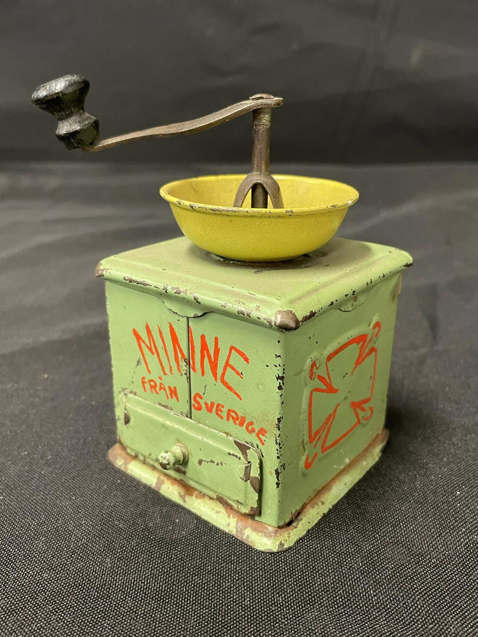 Miniature Metal Coffee Grinder "Minne Fran Sverige 1947" (4") (1 of 3)