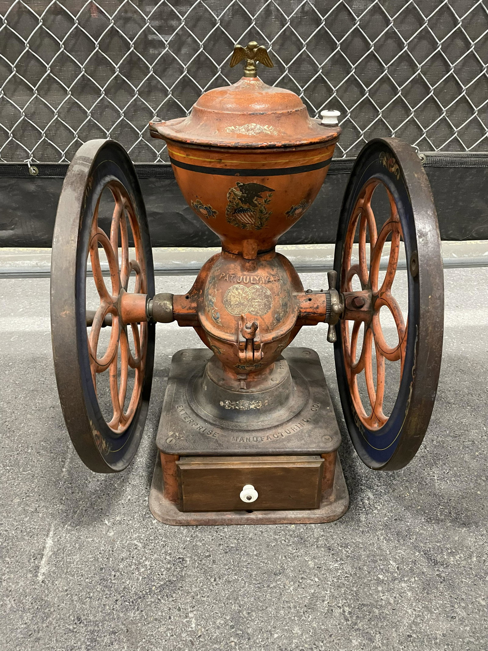 Enterprise Philadelphia, U.S.A. 27"x24"x21" (1 of 5)