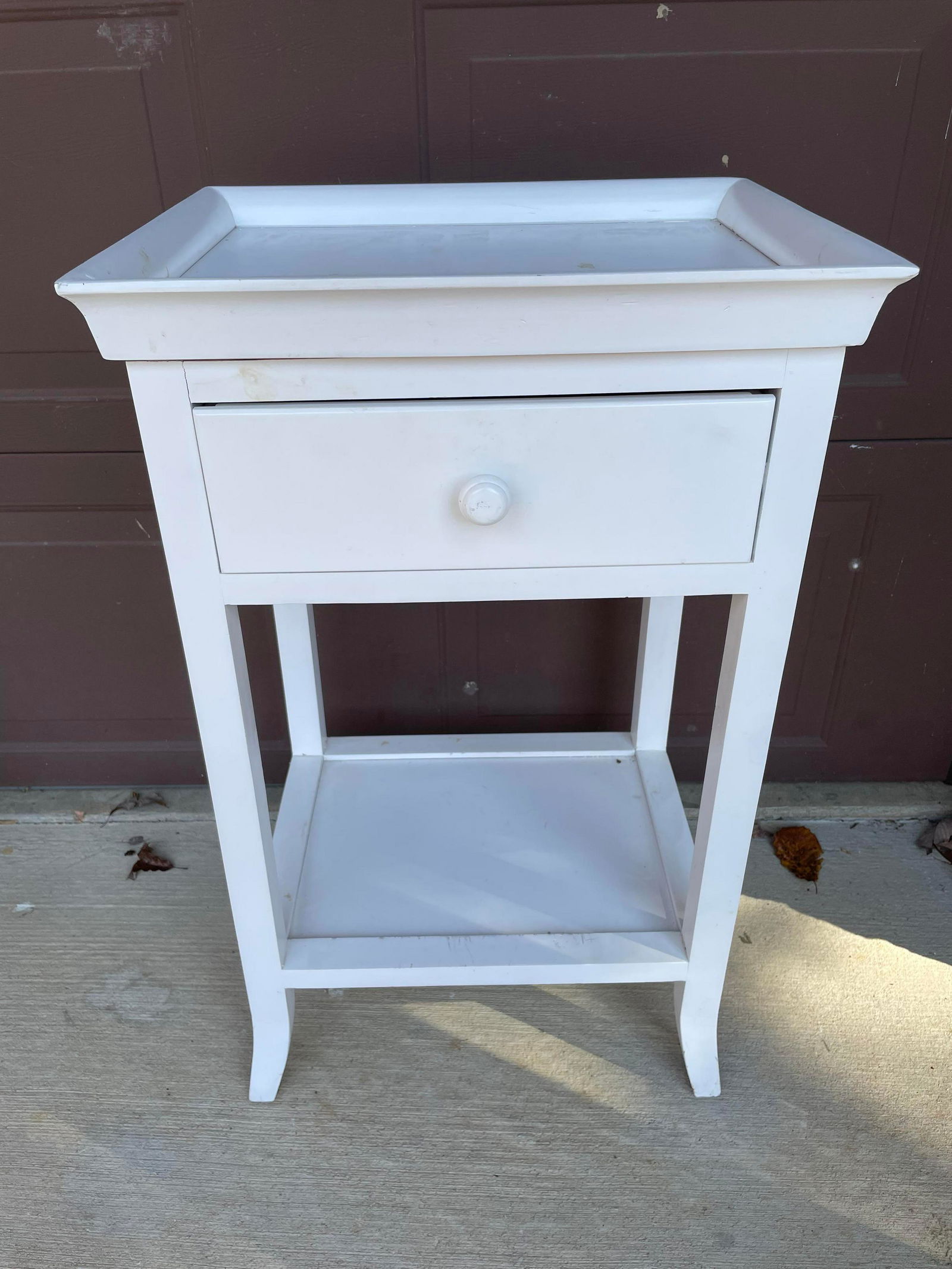 Modern one drawer table stand (1 of 2)