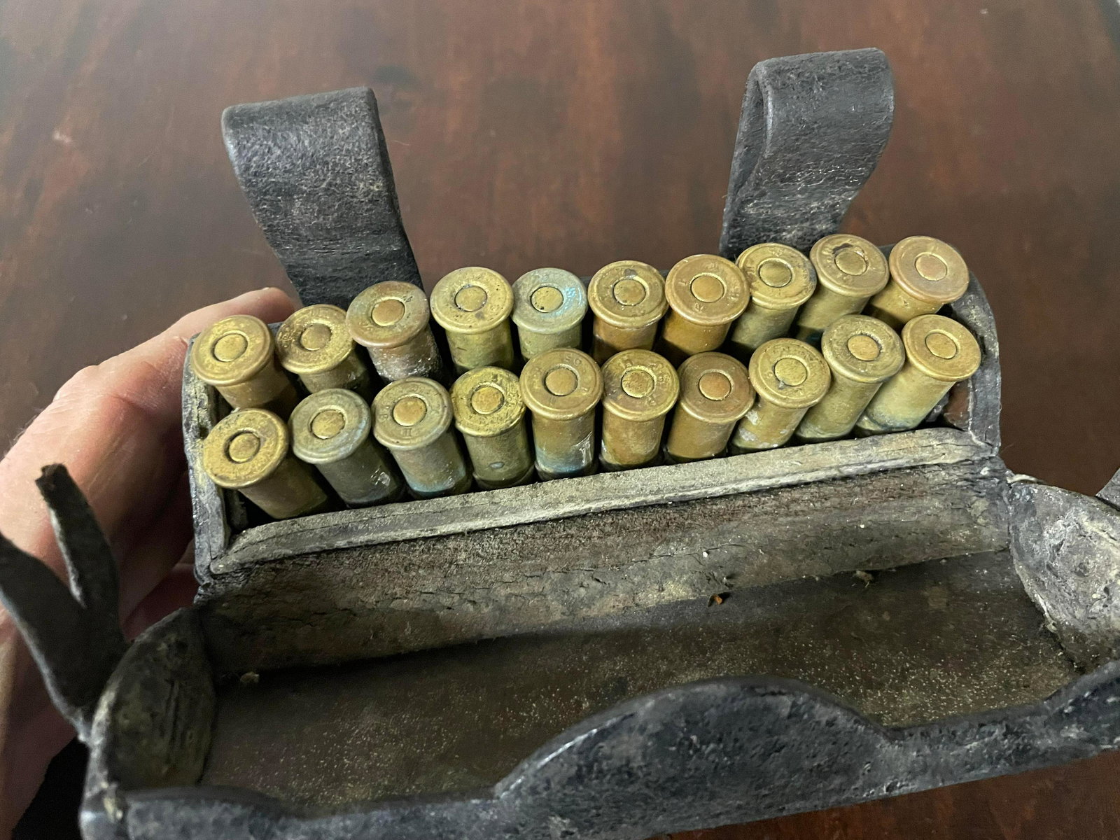 Vintage Ammo Pouch w/ Rounds (1 of 3)