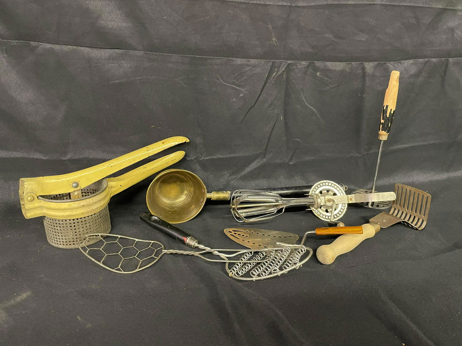 Vintage Kitchen Cookware