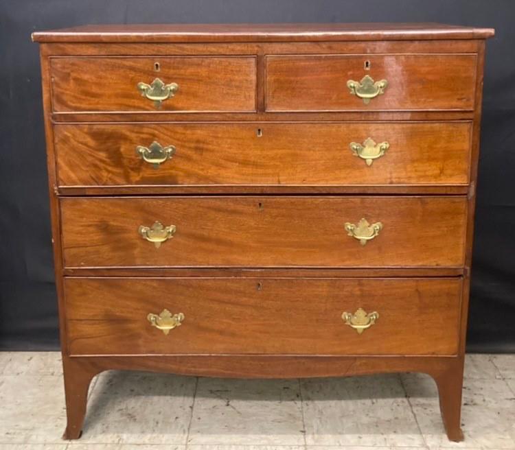 Early Period Hepplewhite 5 Drawer Chest on French Foot 41.5x41x18.5 (1 of 3)
