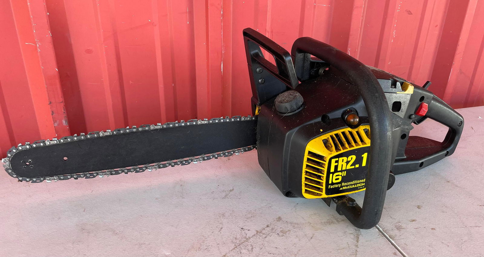 McCulloch Chainsaw (1 of 1)