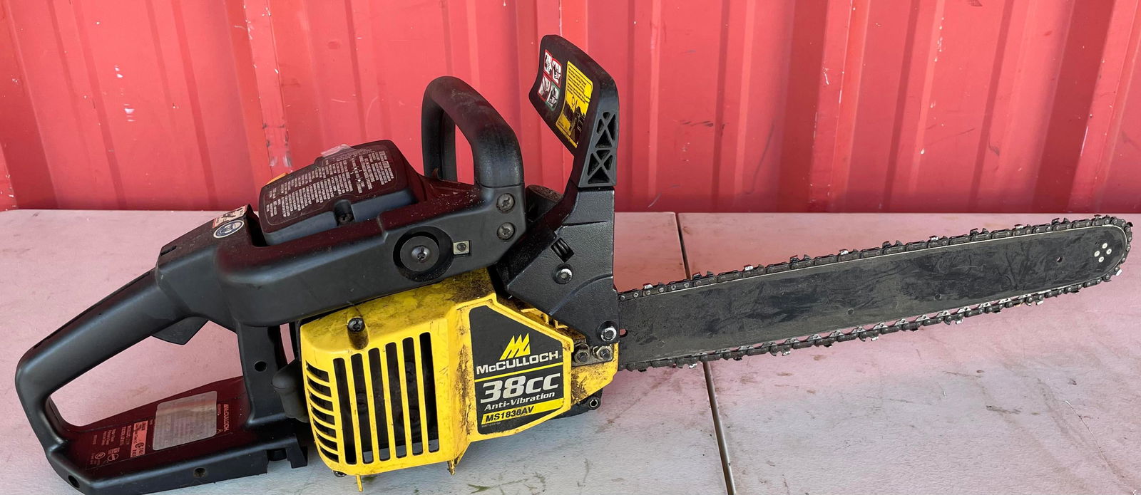 McCulloch Chainsaw (1 of 1)