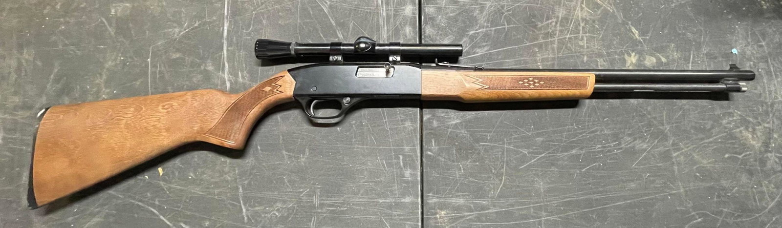 Winchester .22 L or LR Model 190 S/N: B2085112: Winchester .22 L or LR Model 190 S/N: B2085112