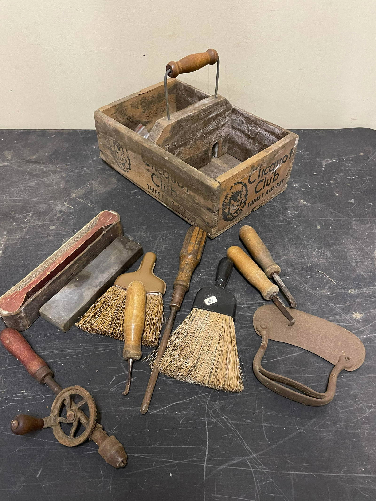 Antique Hand Tools (0279) on Apr 07, 2023 Swisher Bros. Auction LLC in KY